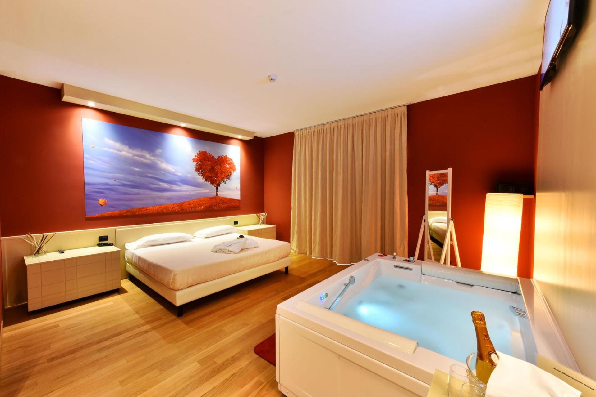 Double Room with Spa Bath