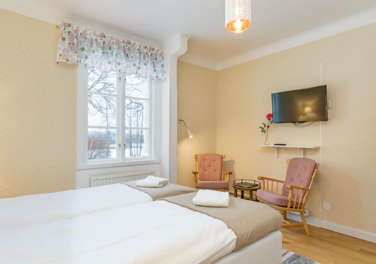 Standard Double Room with Shared Bathroom photo 1