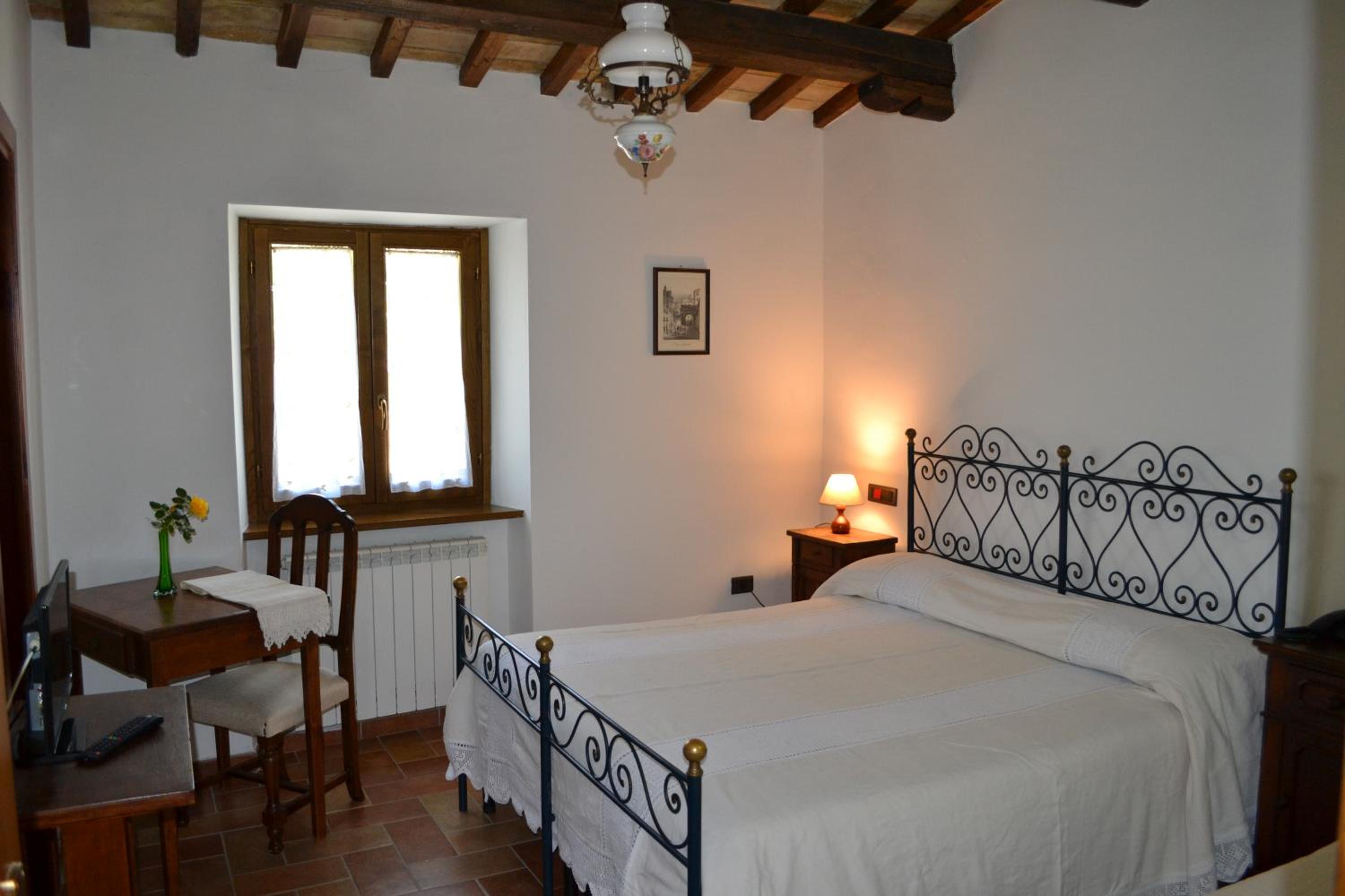 Double Room - Photo 2