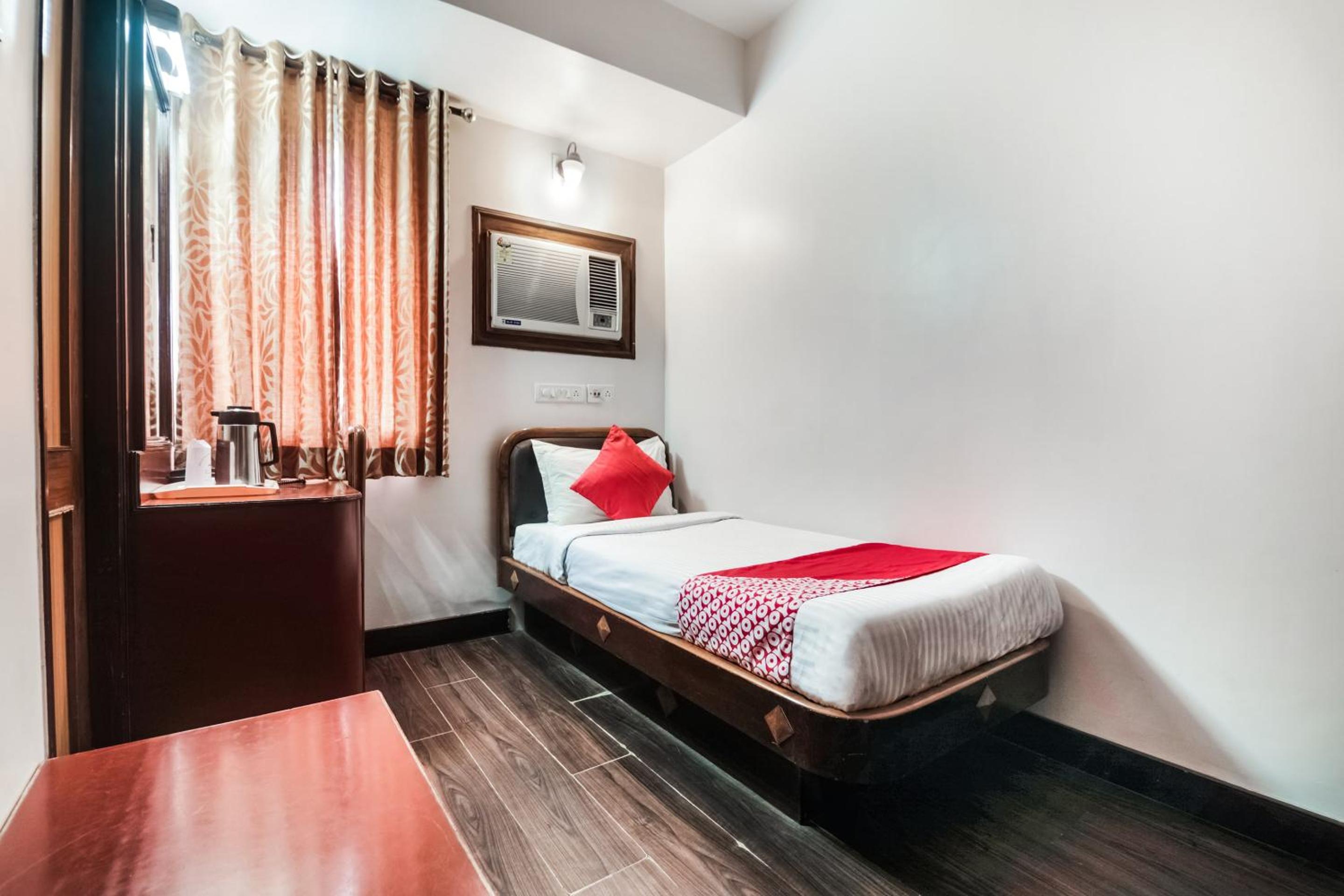 Small Single Room