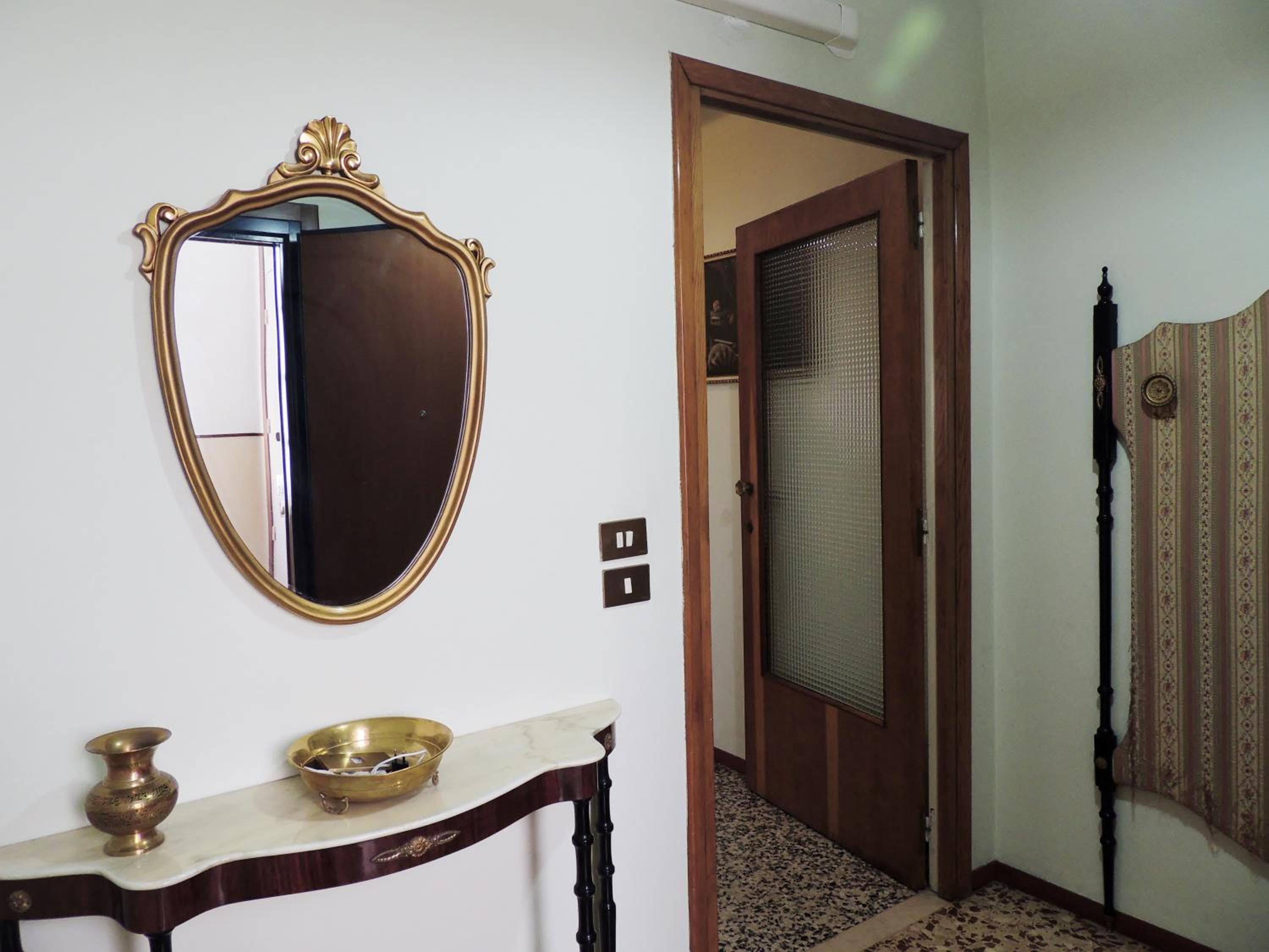 Two-Bedroom Apartment - Photo 10