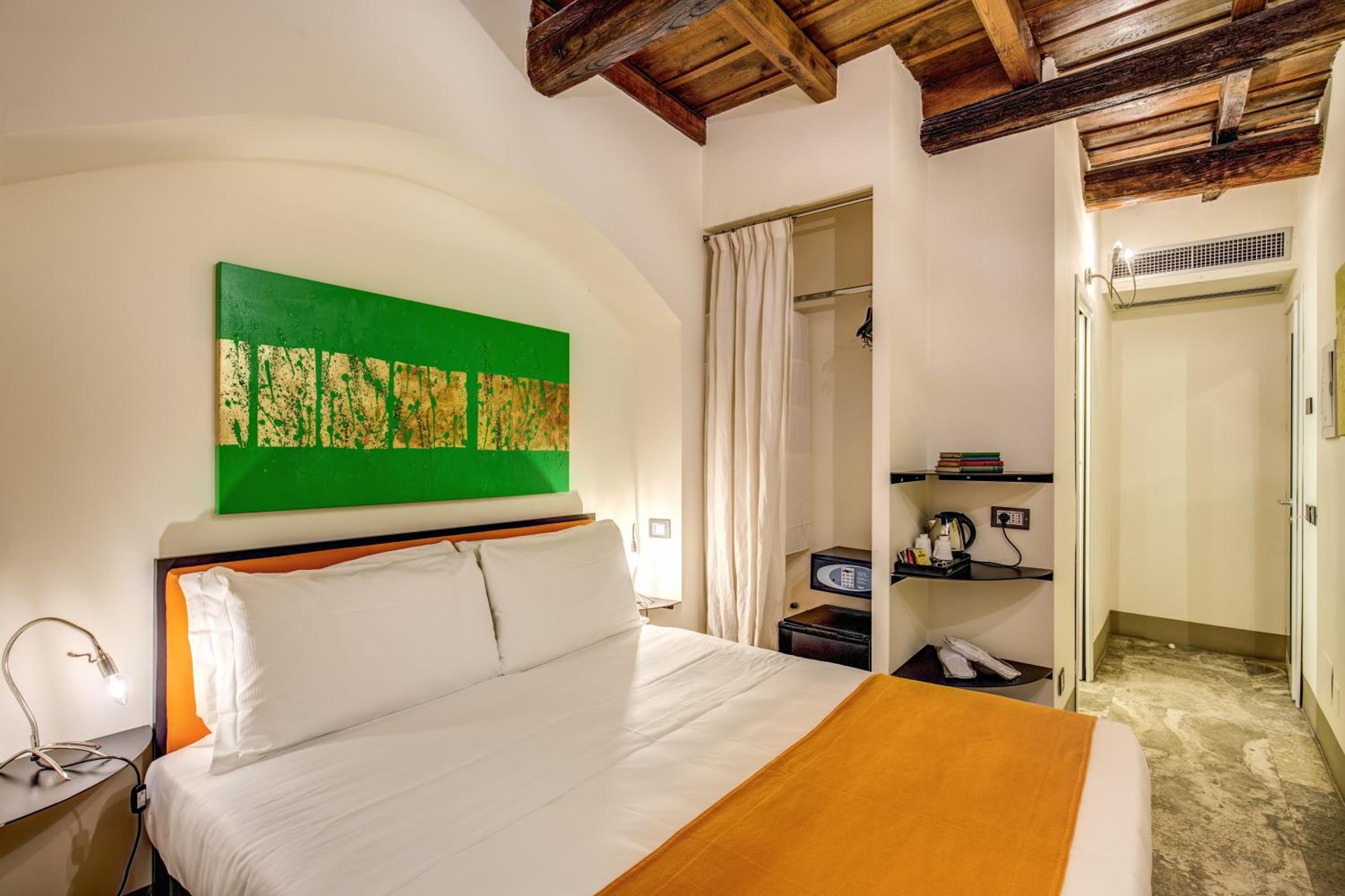 Double Room photo 3