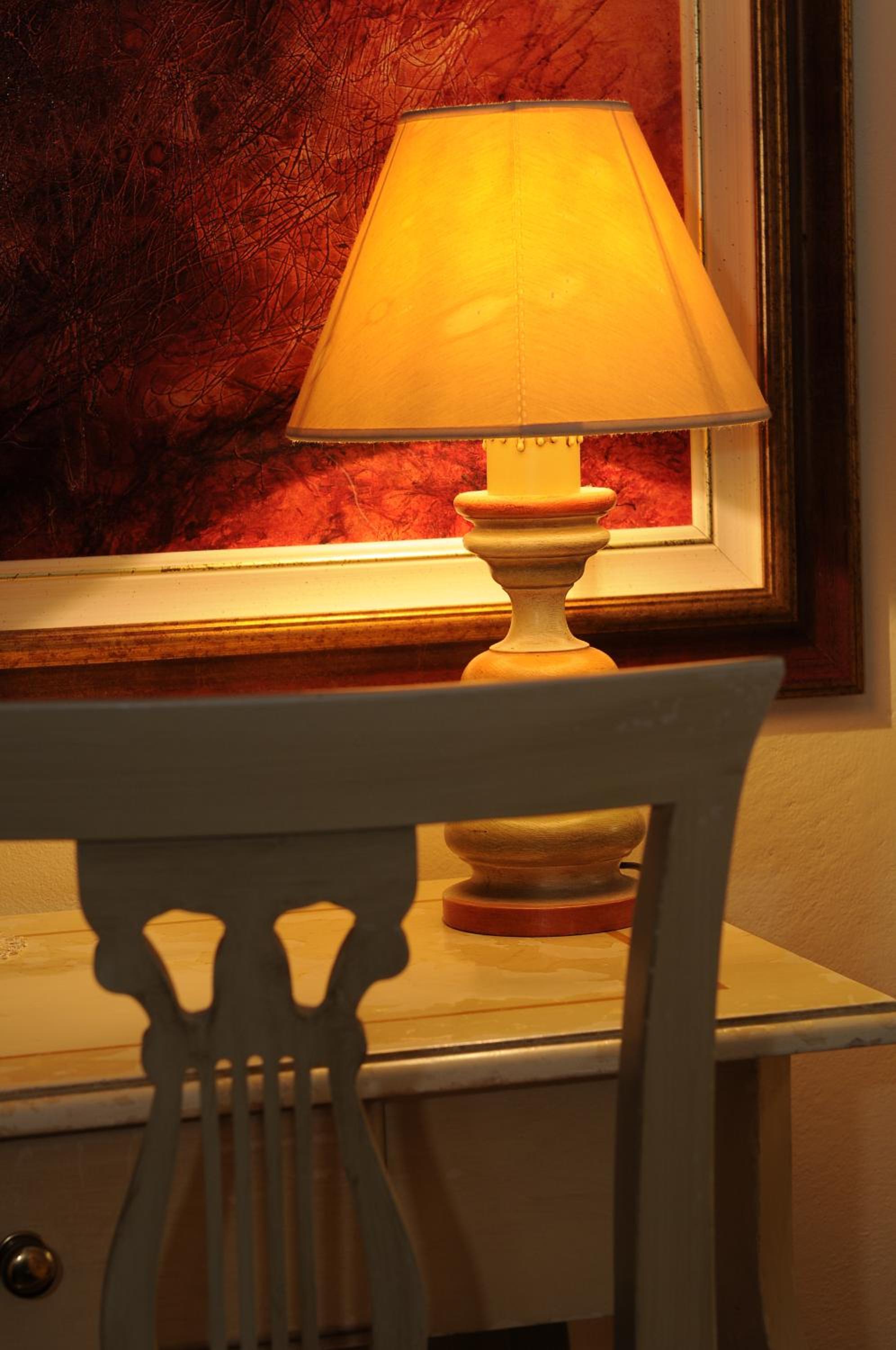 Classic Double or Twin Room - Photo 6
