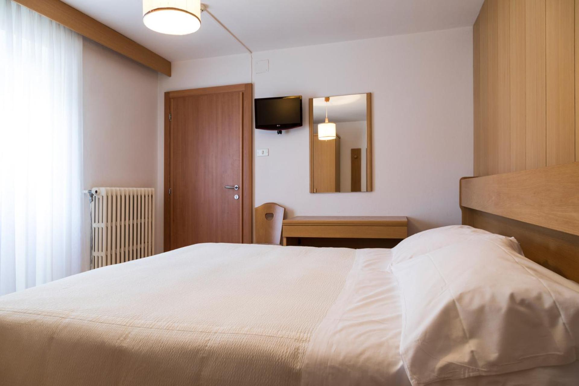 Double Room - Photo 6