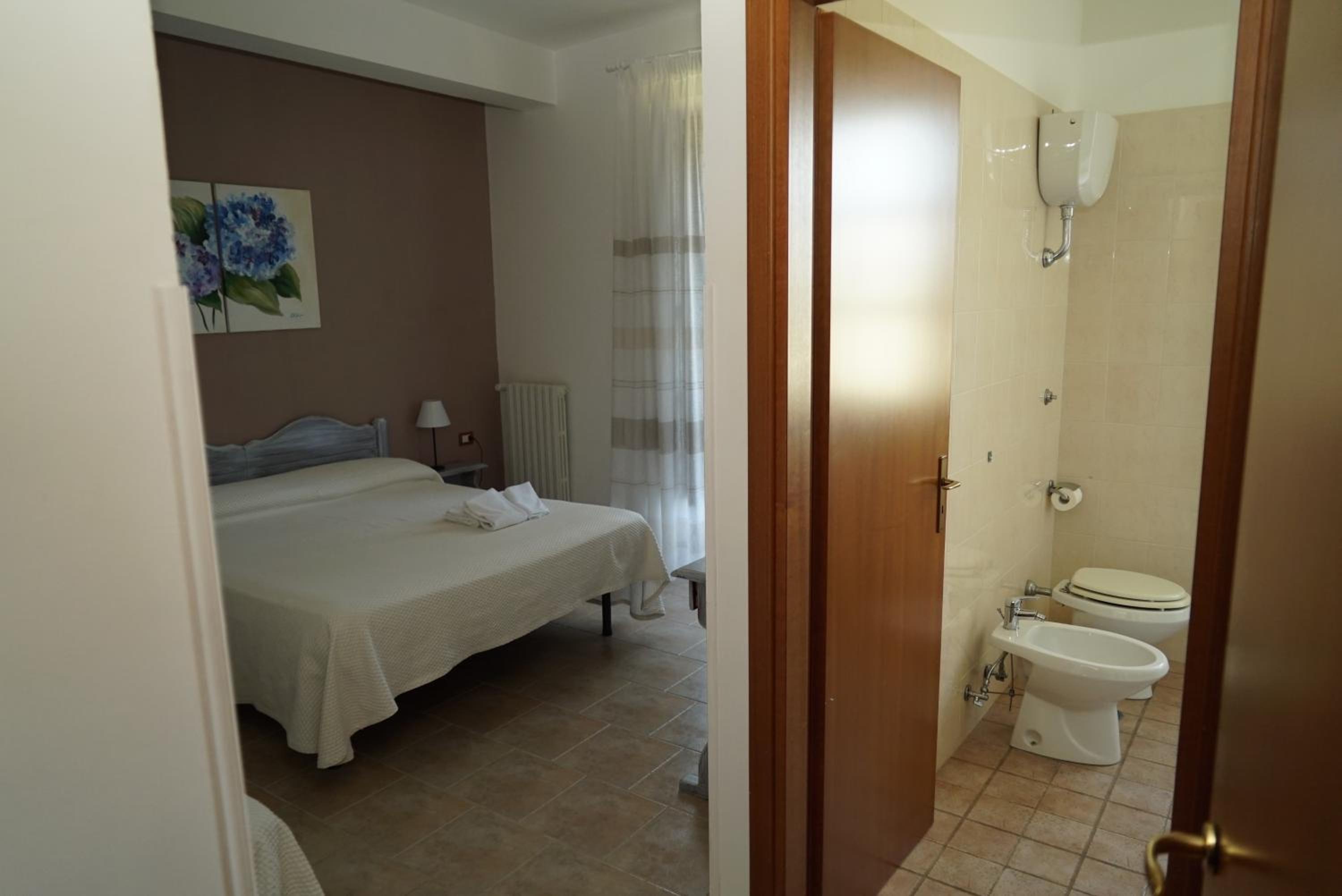 Standard Triple Room photo 1