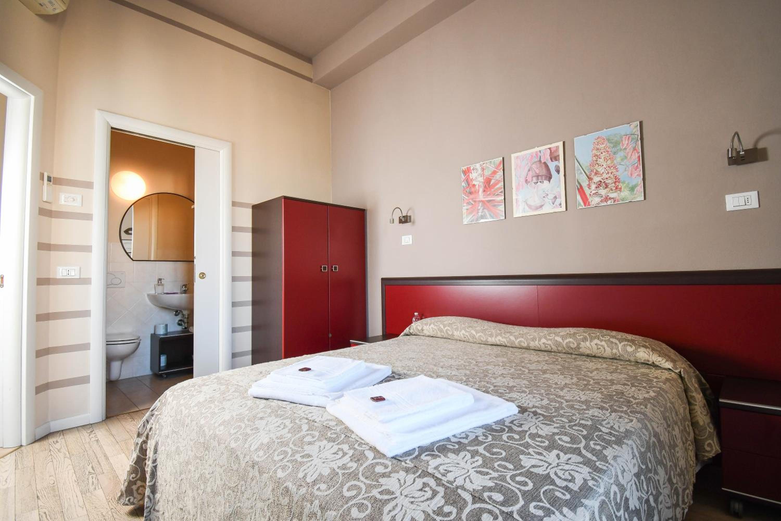 Double Room photo 3