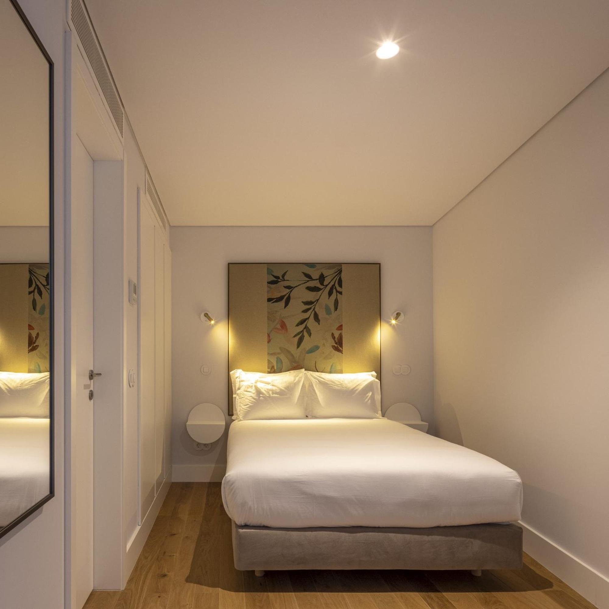 One-Bedroom Apartment - Photo 1