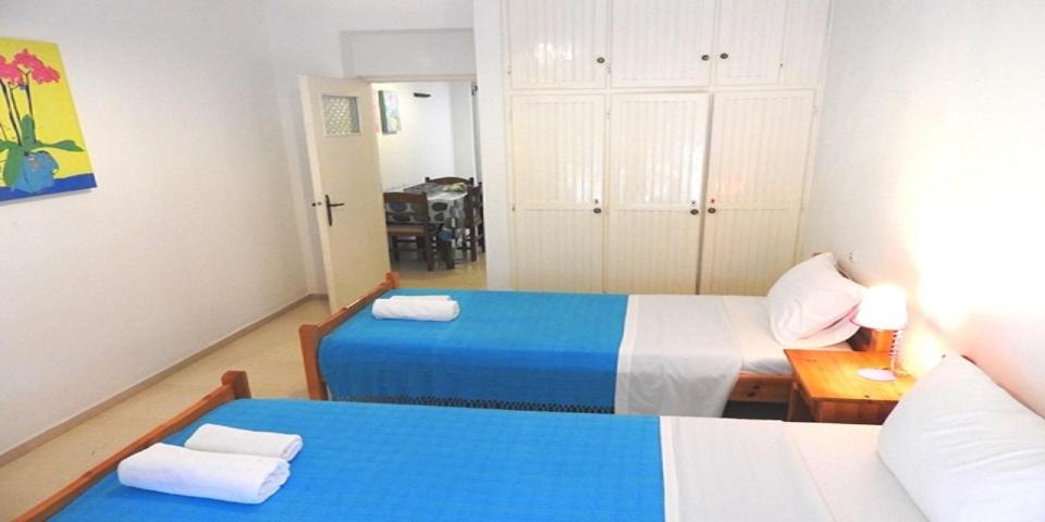 Apartment with Balcony photo 3