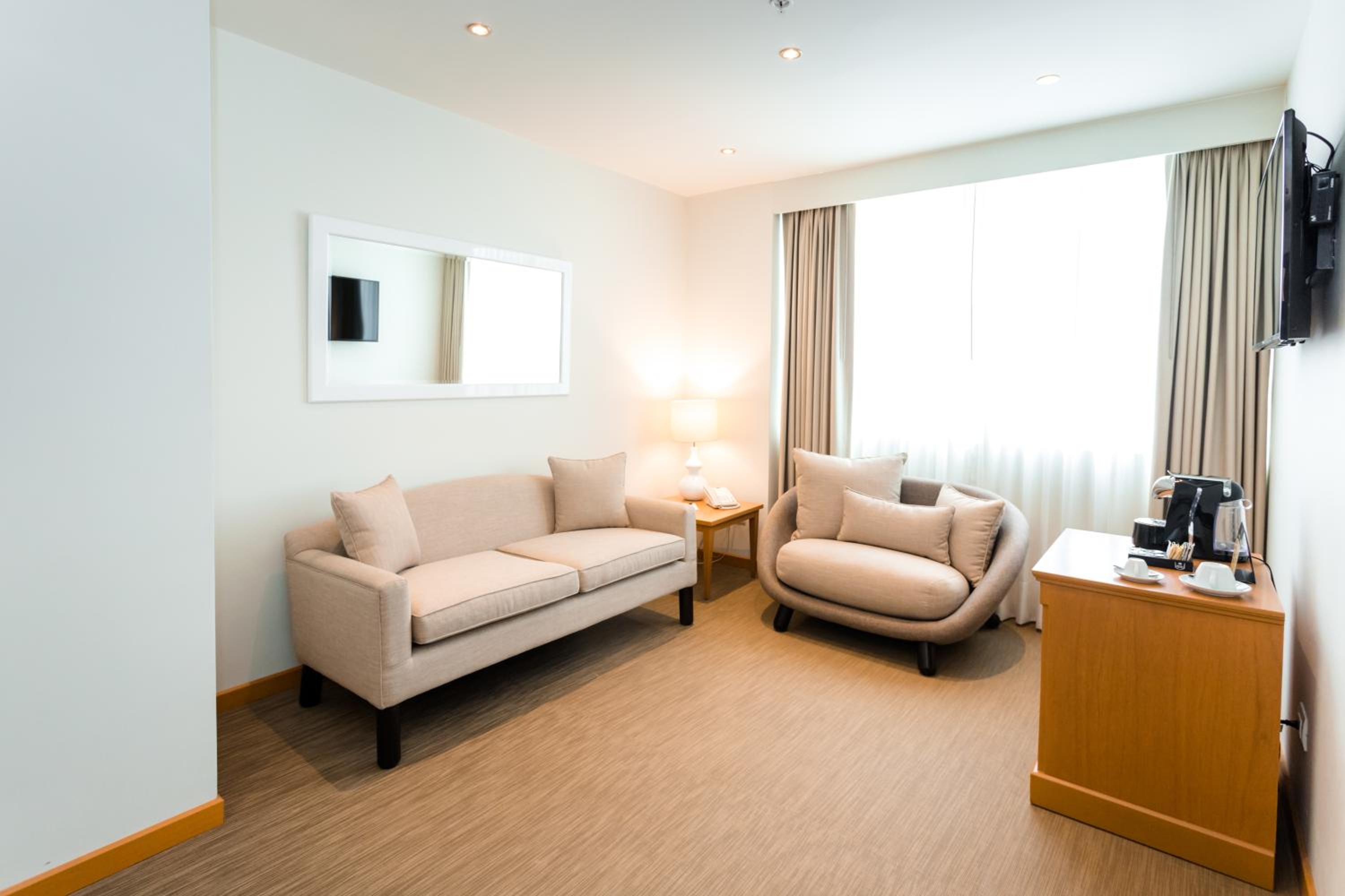 Junior Suite - Photo 2
