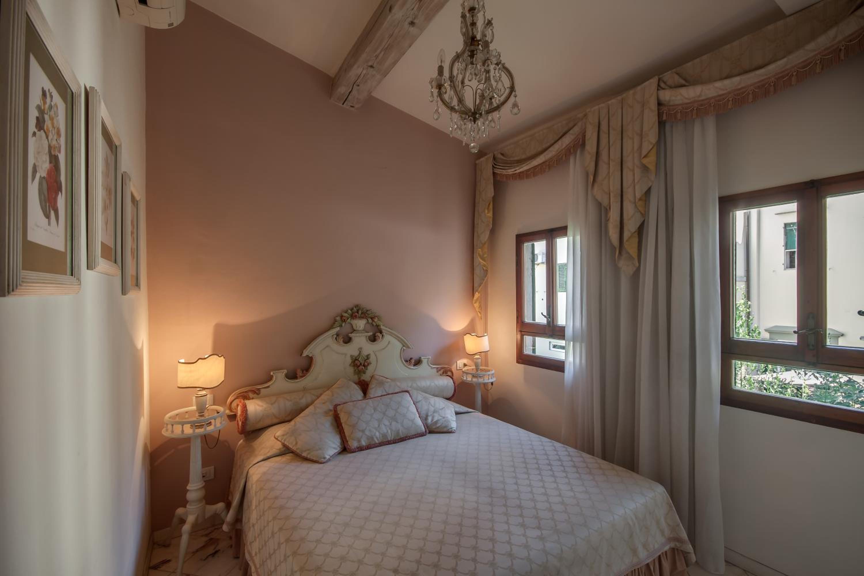 Double or Twin Room photo 3