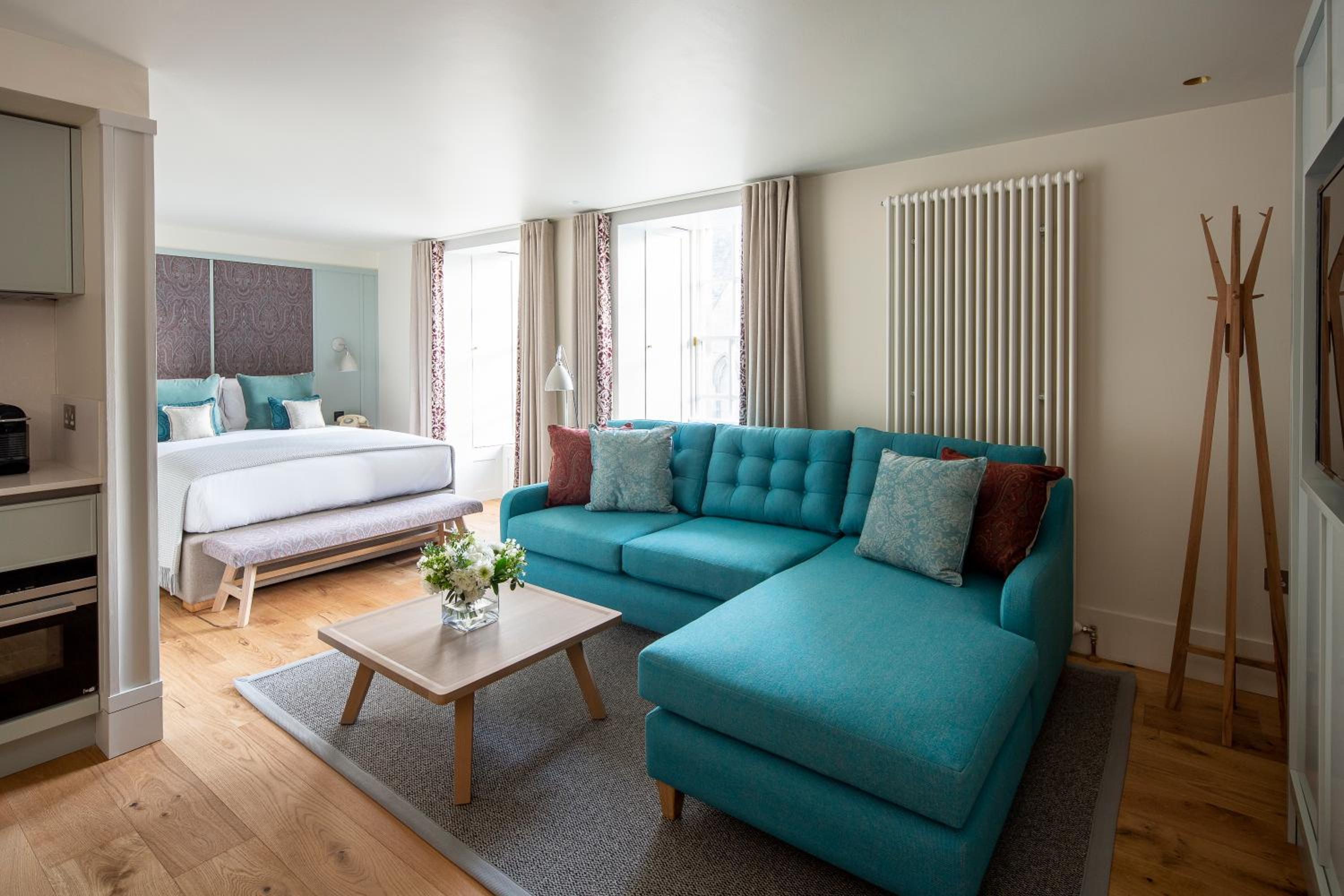 Deluxe Open Plan Apartment