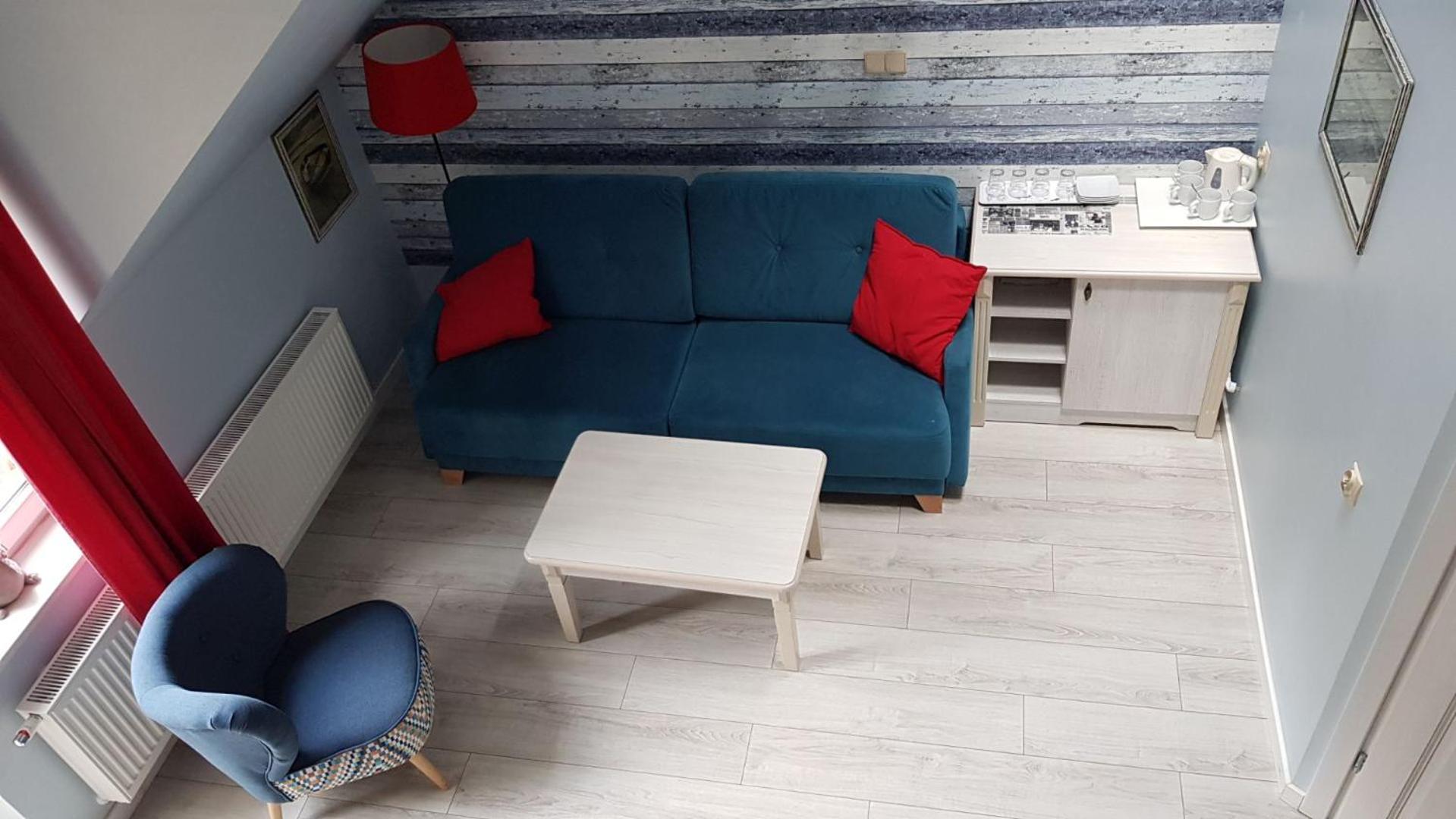 Family Room - Photo 9