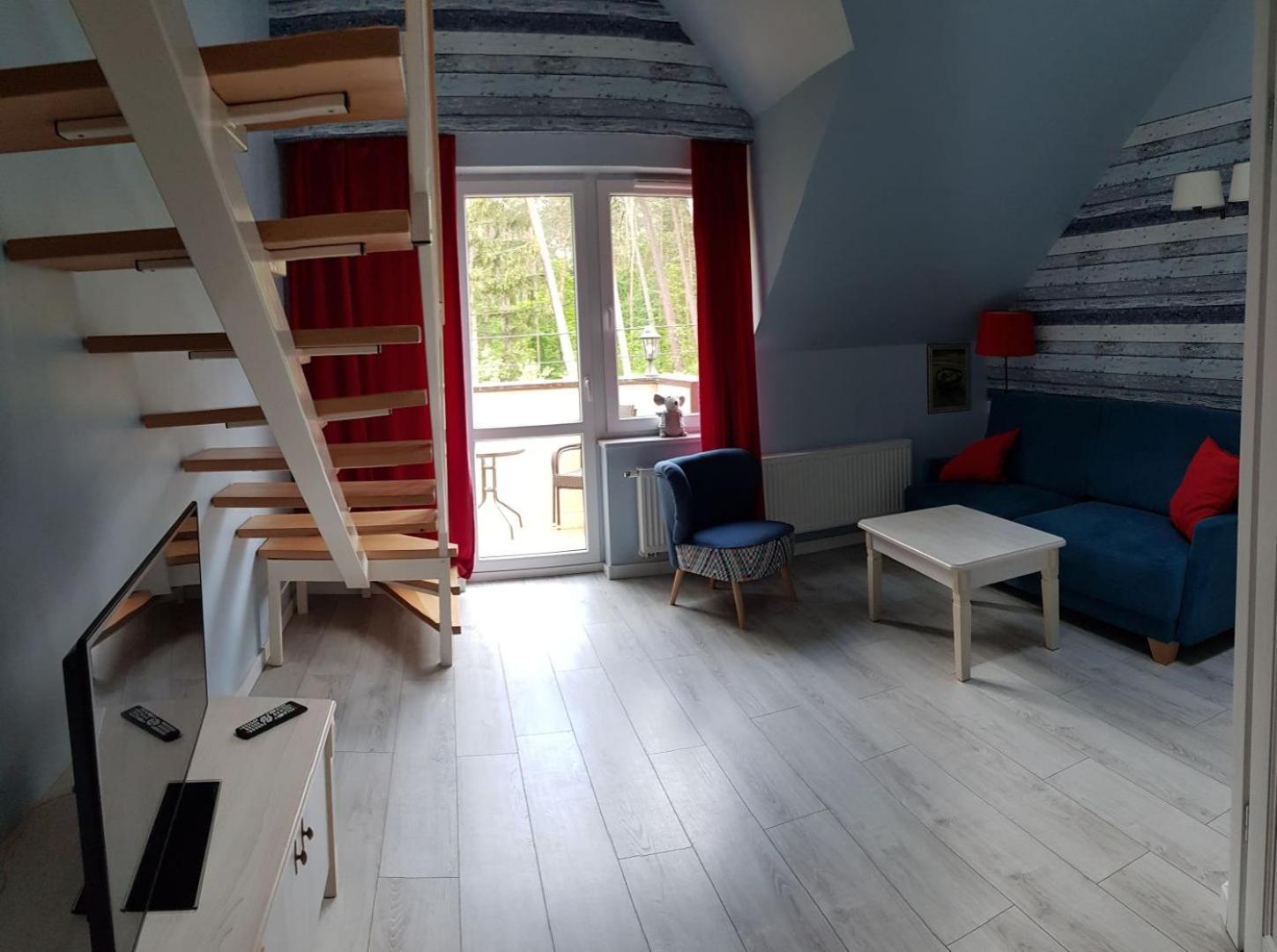 Family Room - Photo 1