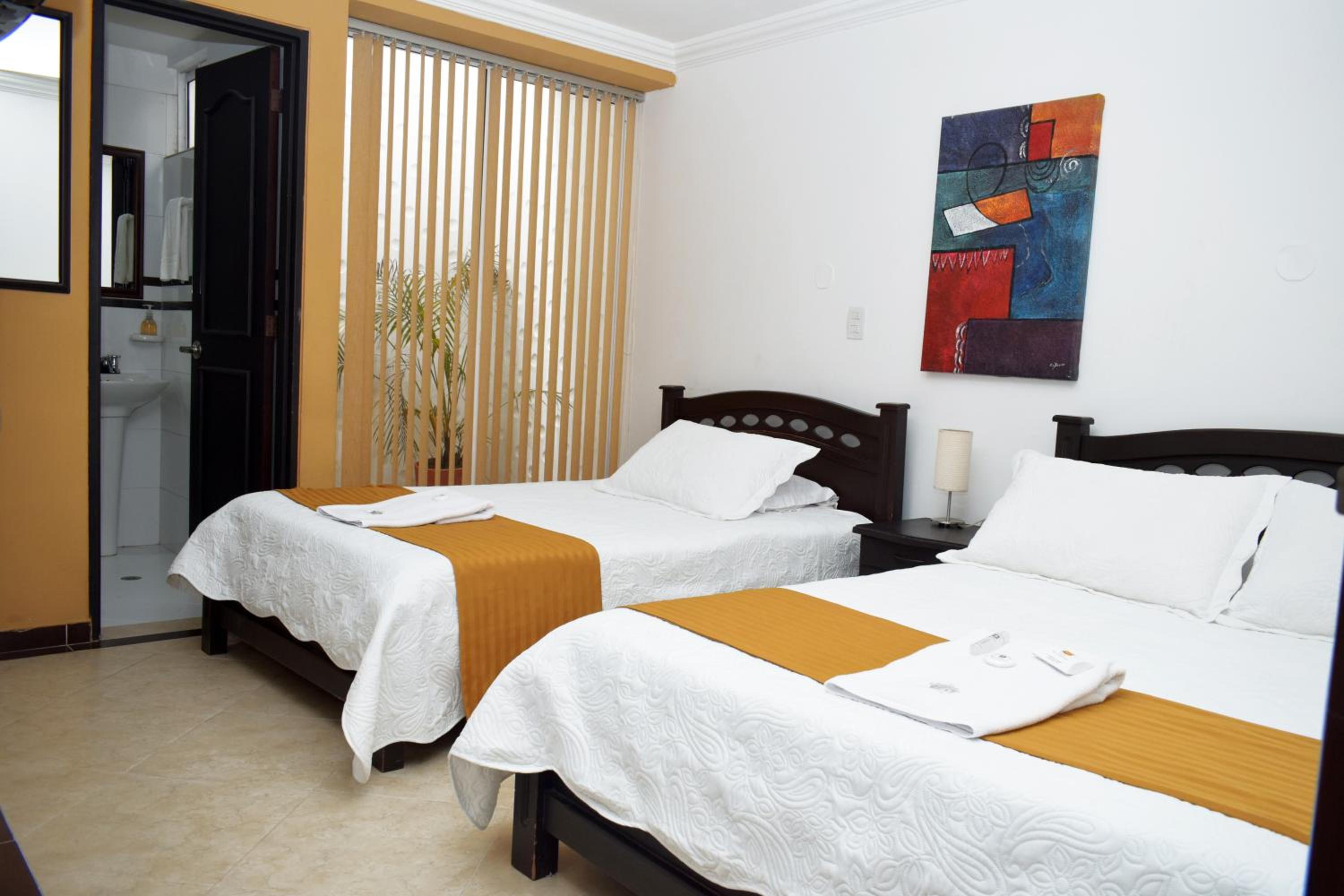 Standard Twin Room