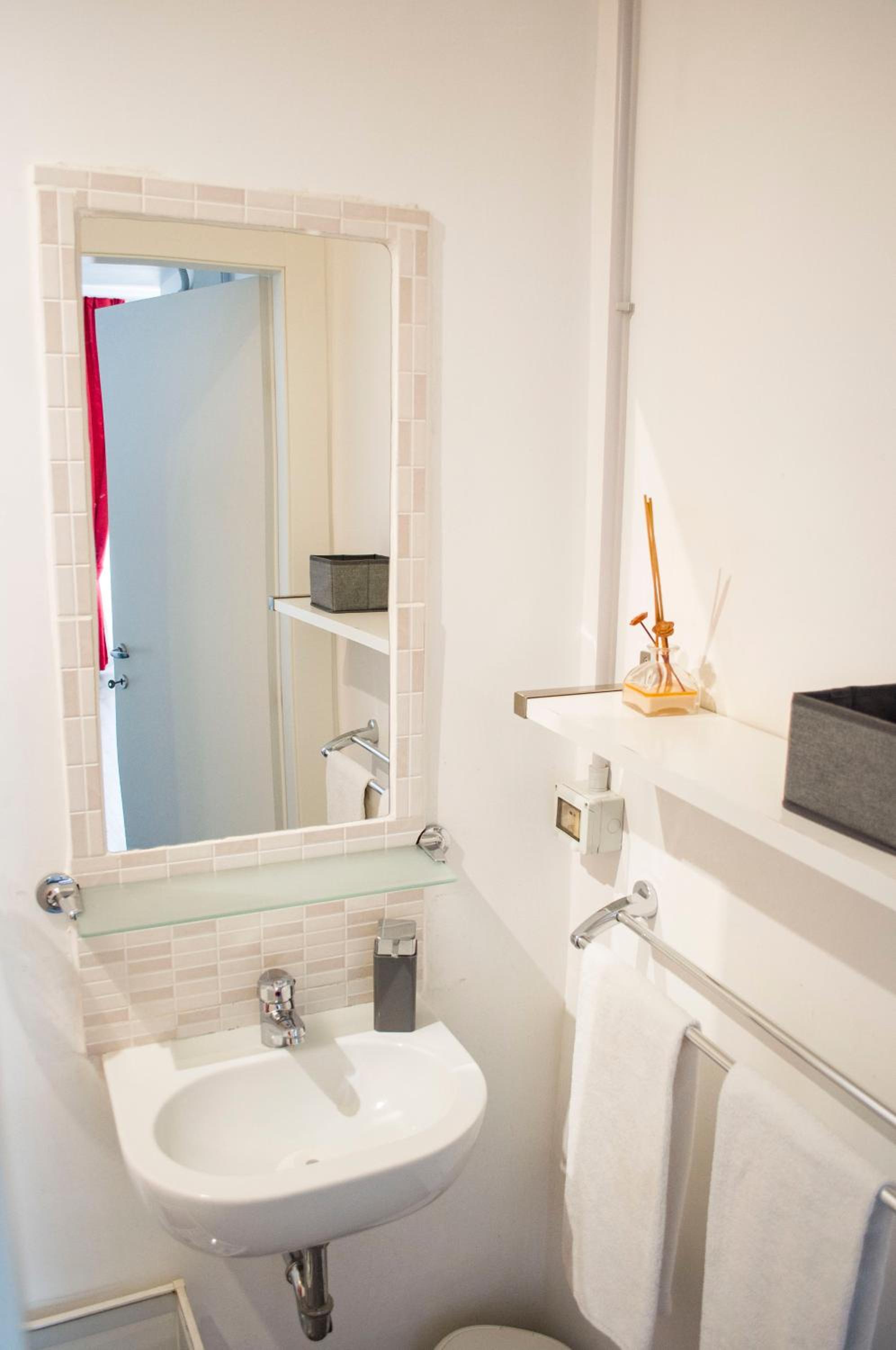 Superior Double or Twin Room with City View photo 3