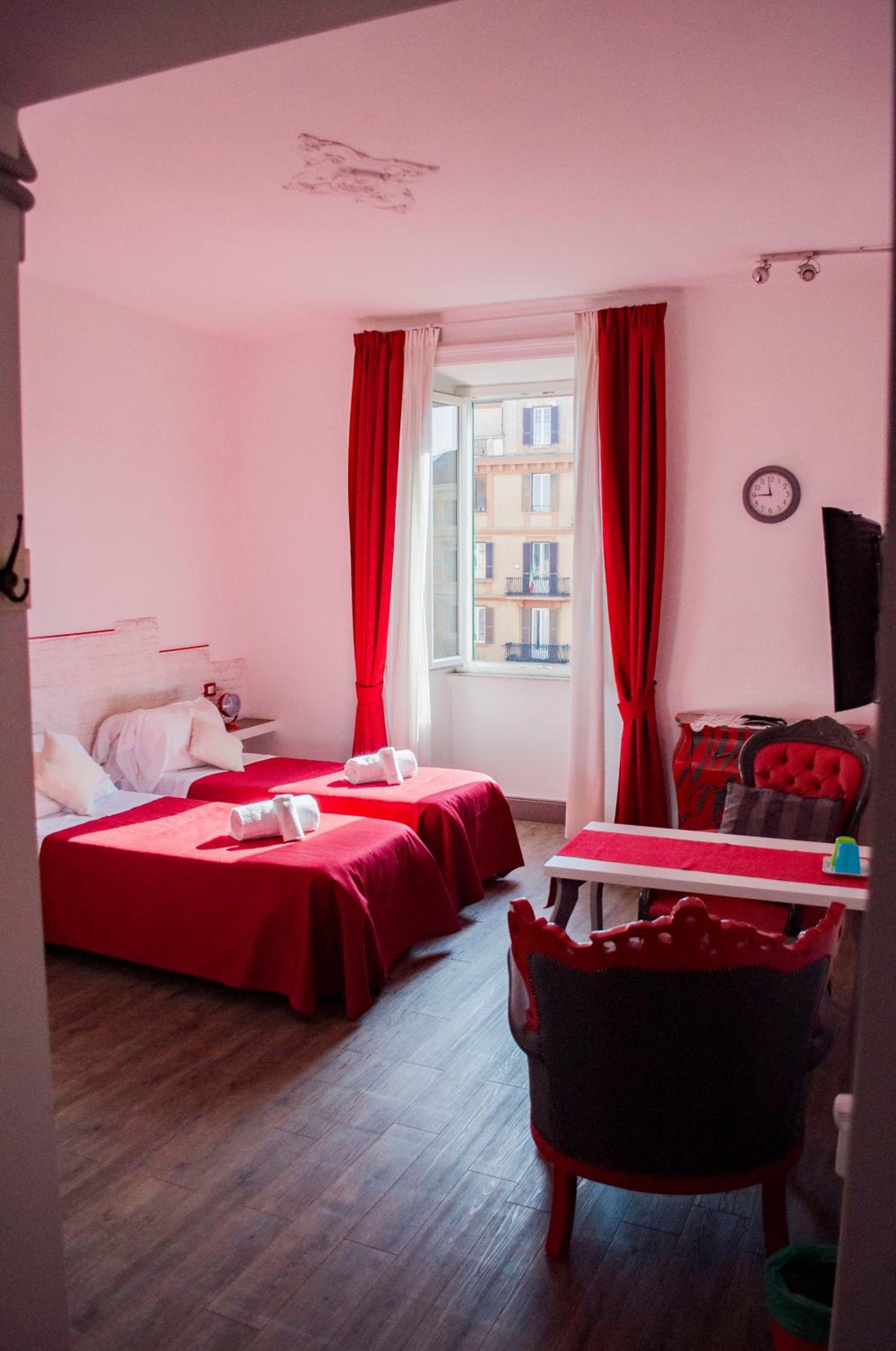 Superior Double or Twin Room with City View photo 1