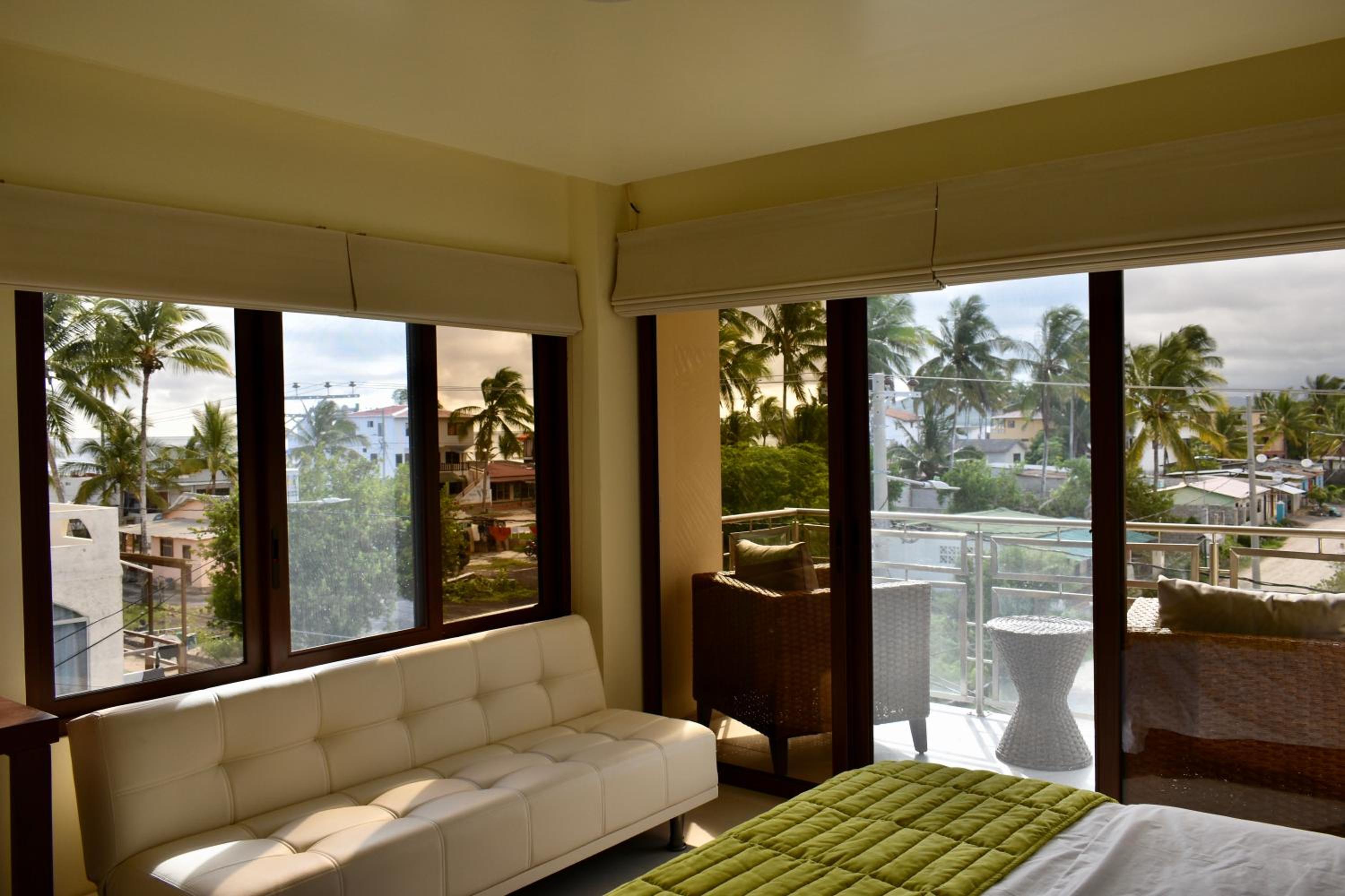King Room with Lake View photo 2