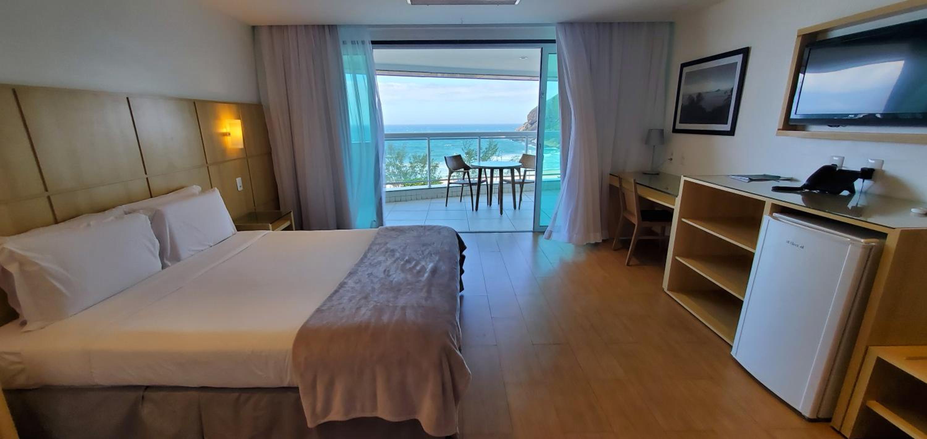 Superior Double Room with Balcony and Sea View