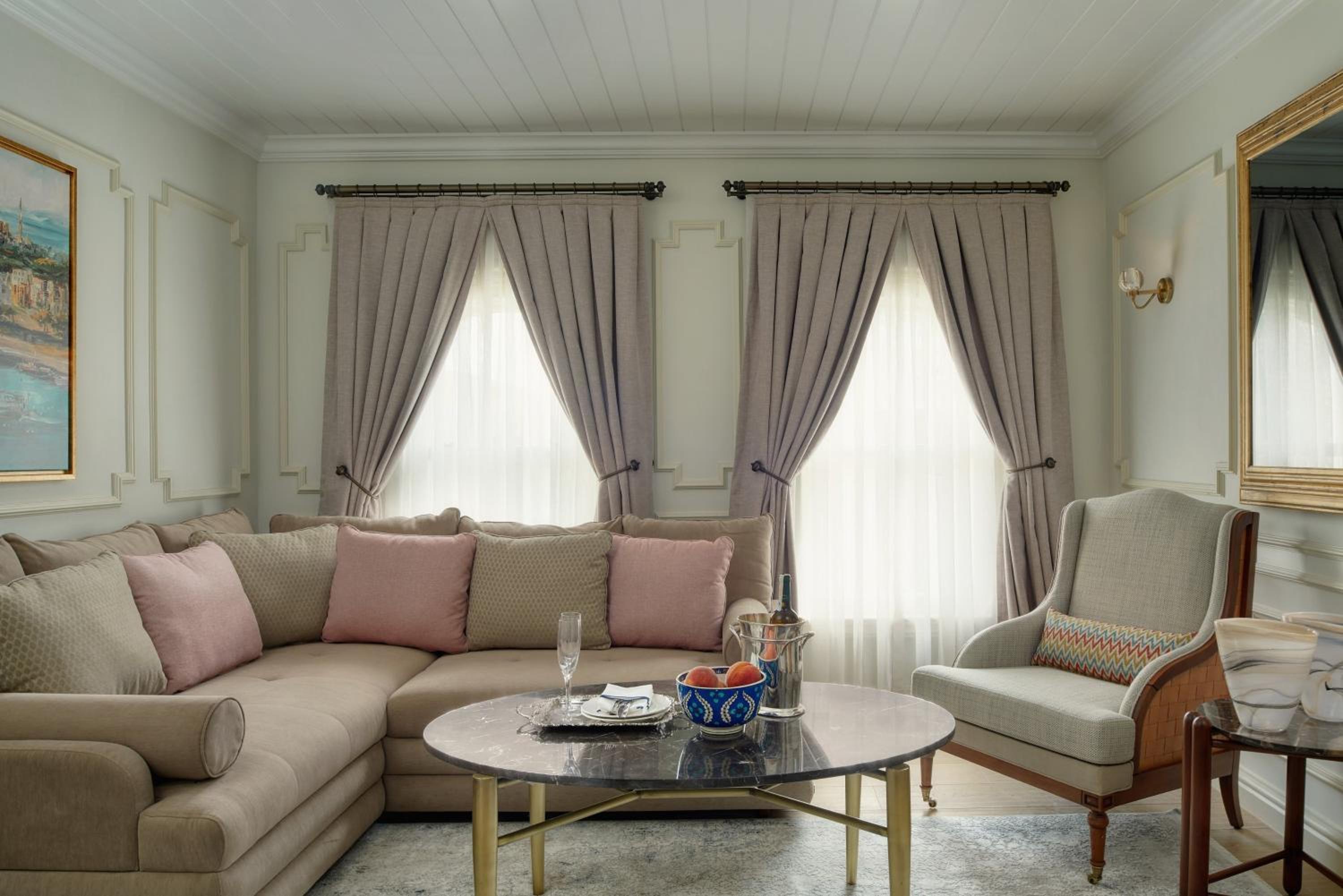 One Bedroom Deluxe Bosphorus Suite photo 3