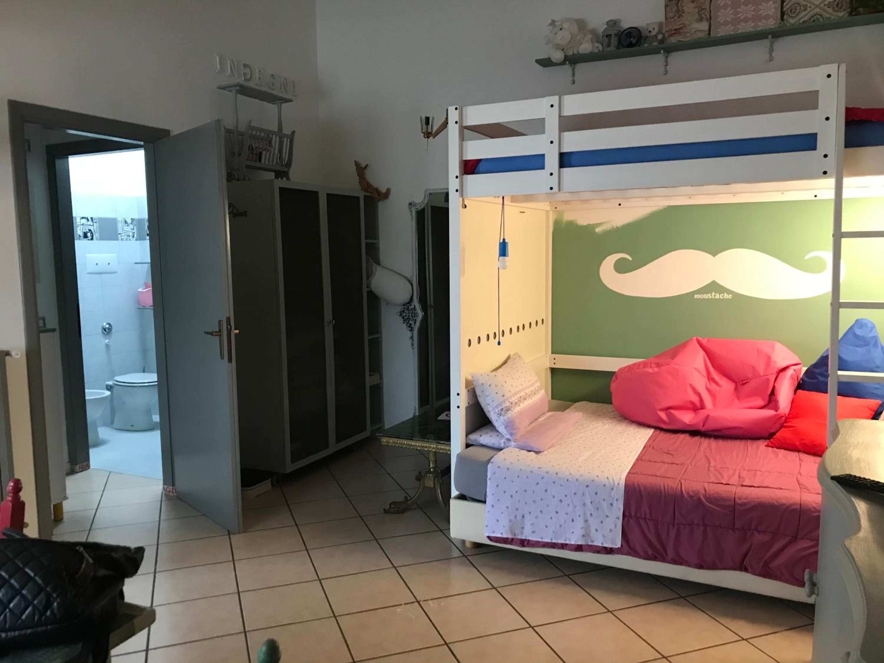 Studio Apartment - Photo 12
