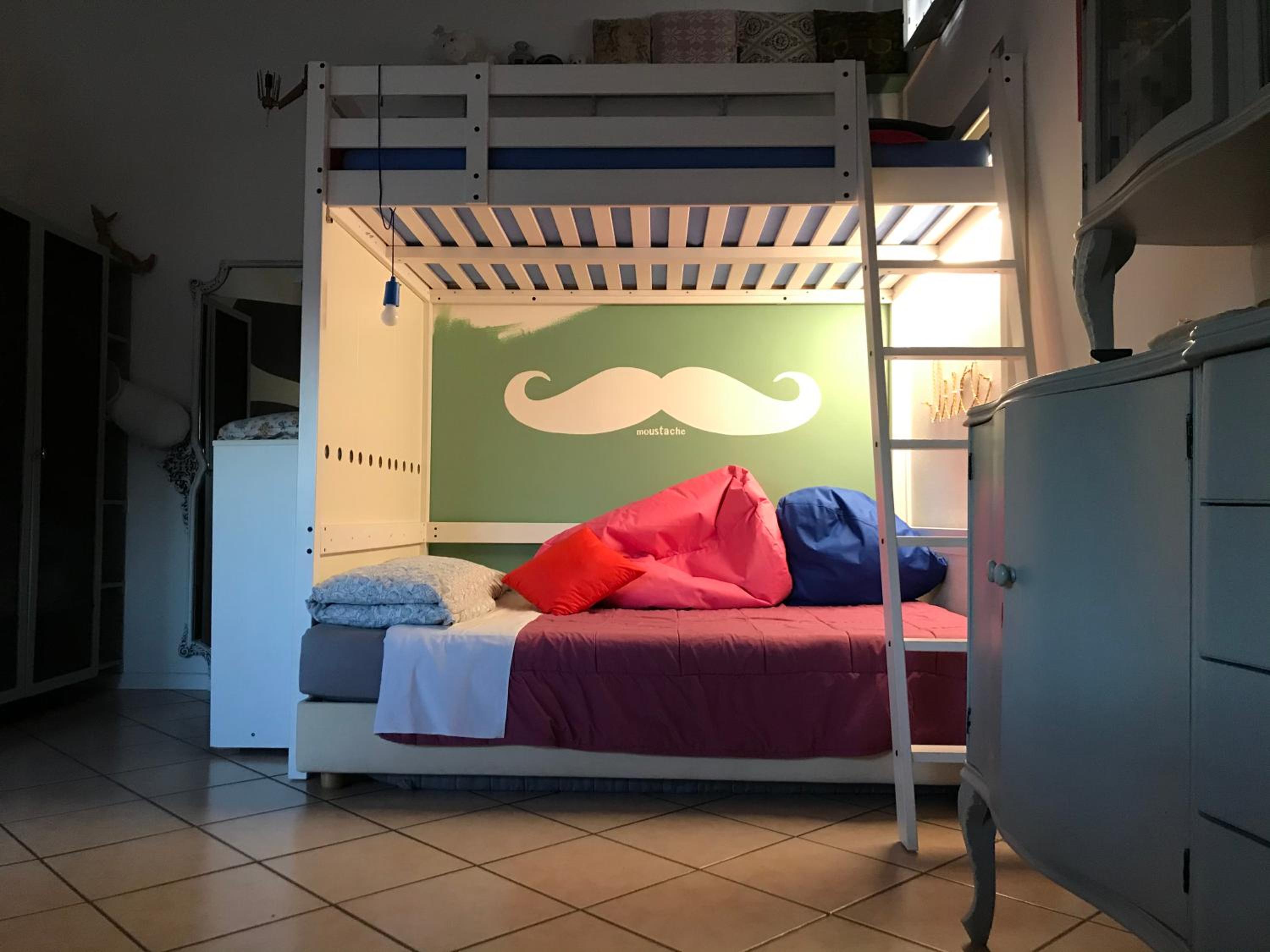 Studio Apartment - Photo 14