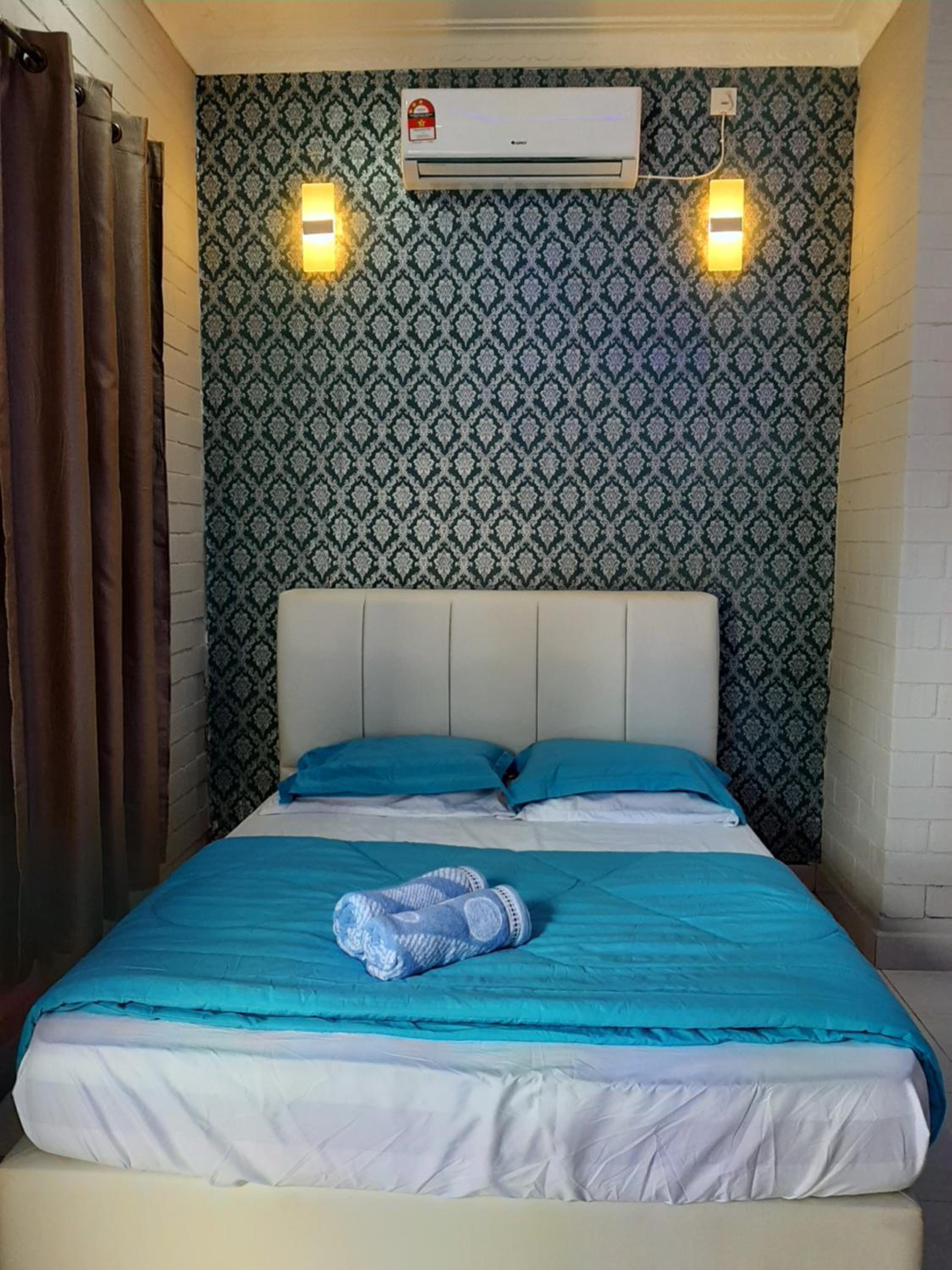 Budget Twin Room photo 3