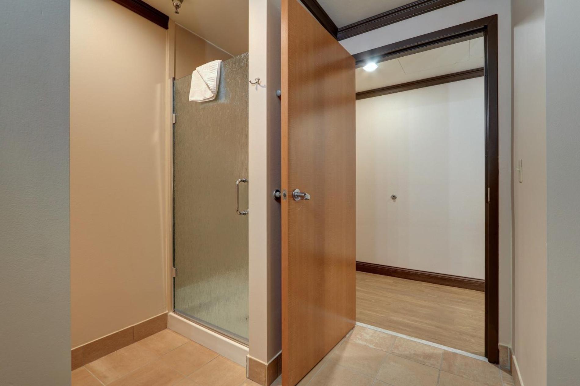 King Room - Photo 8