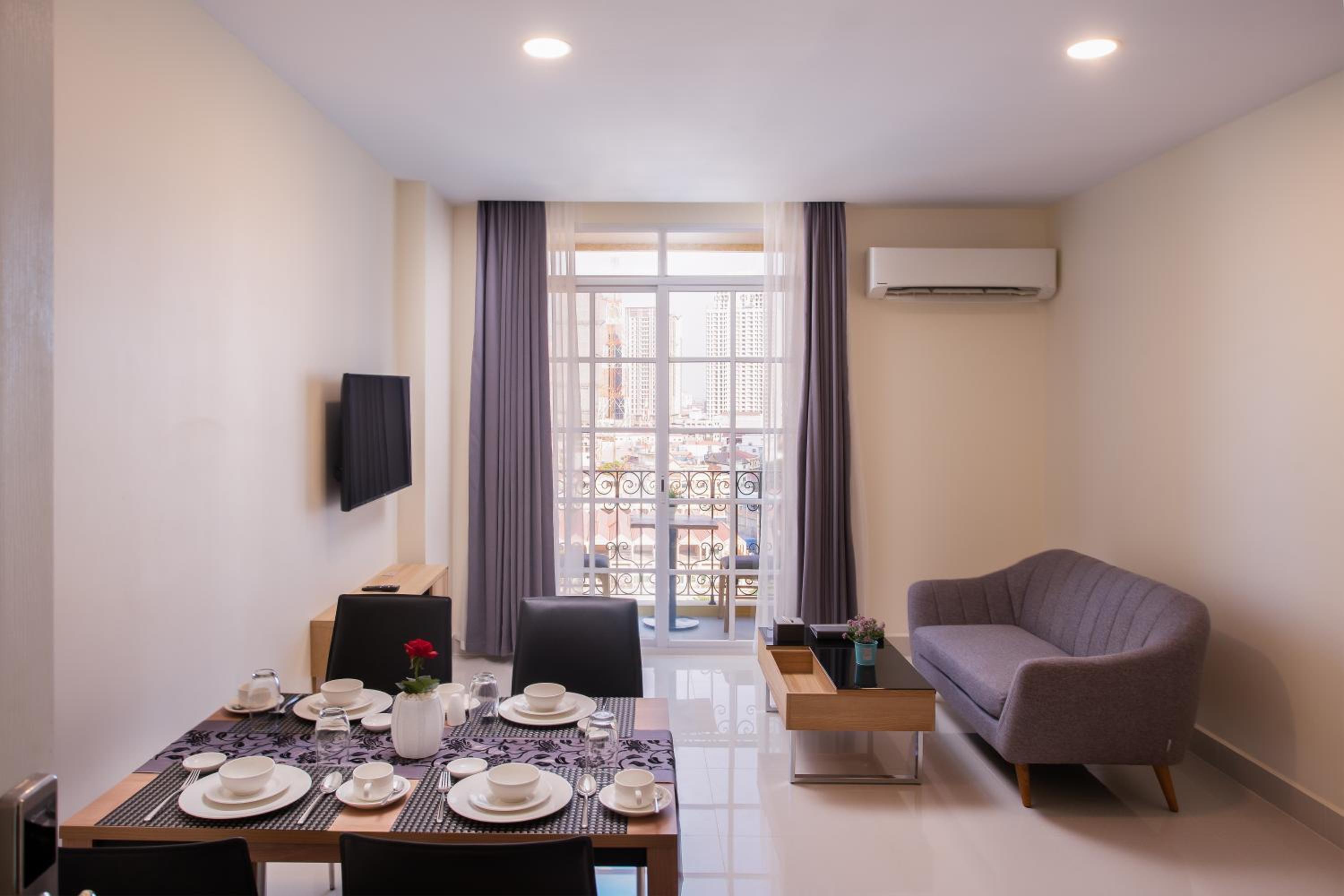 Deluxe Double One Bedroom Apartment - Photo 19
