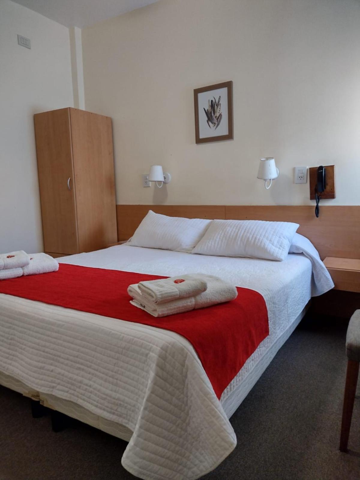 Standard Queen Room