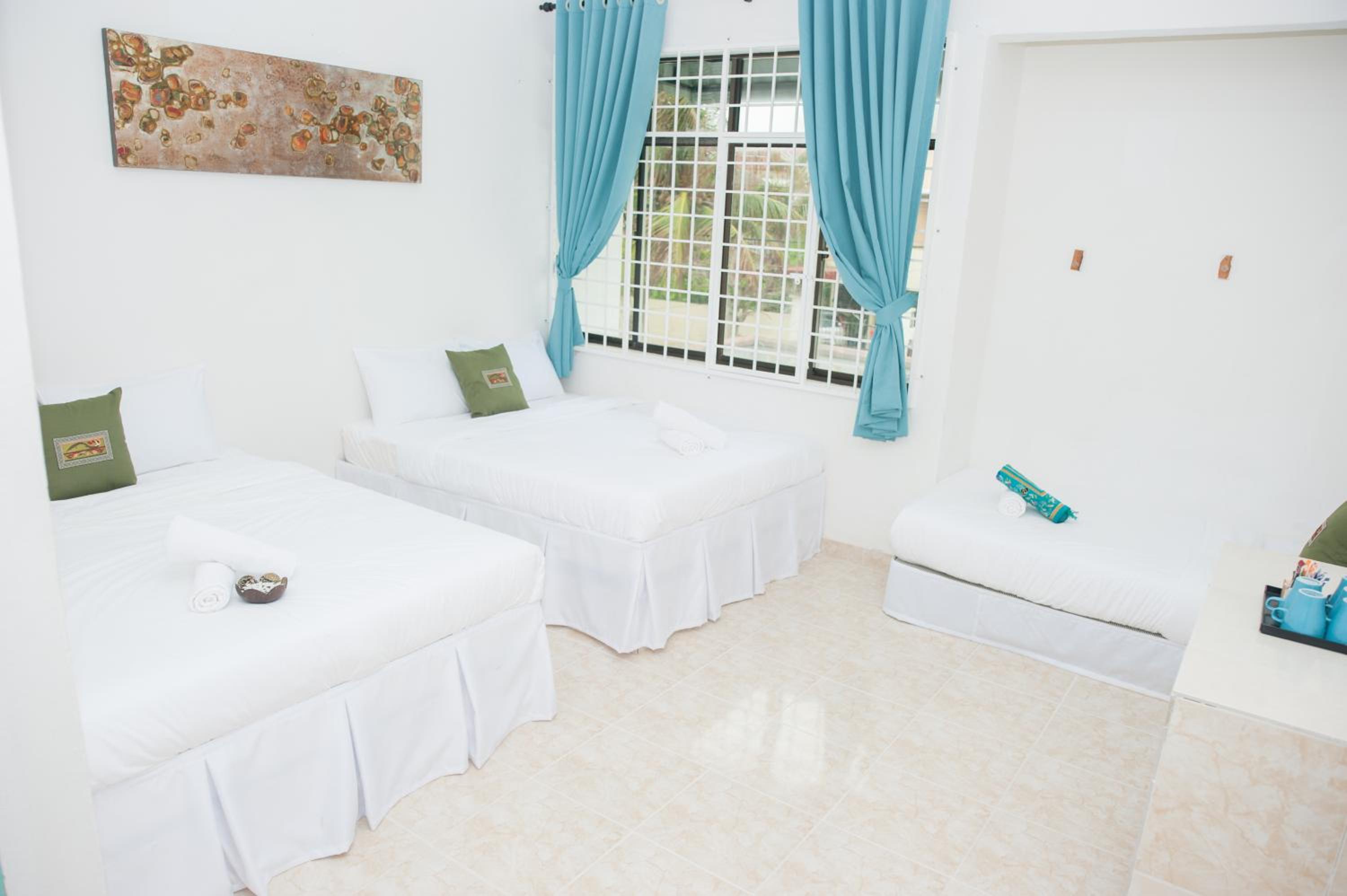 Deluxe Family Room - Photo 4