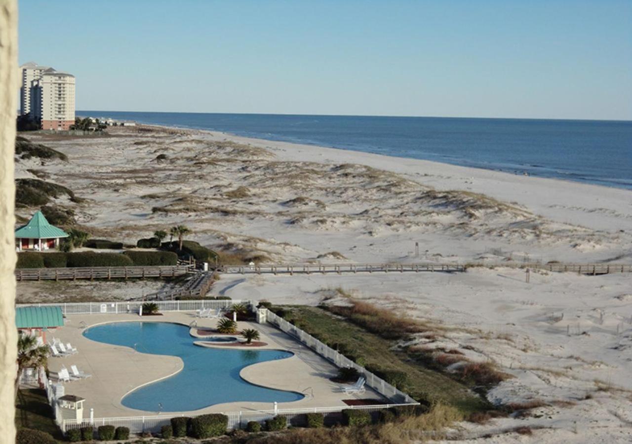 Two-Bedroom Apartment with Ocean View photo 2