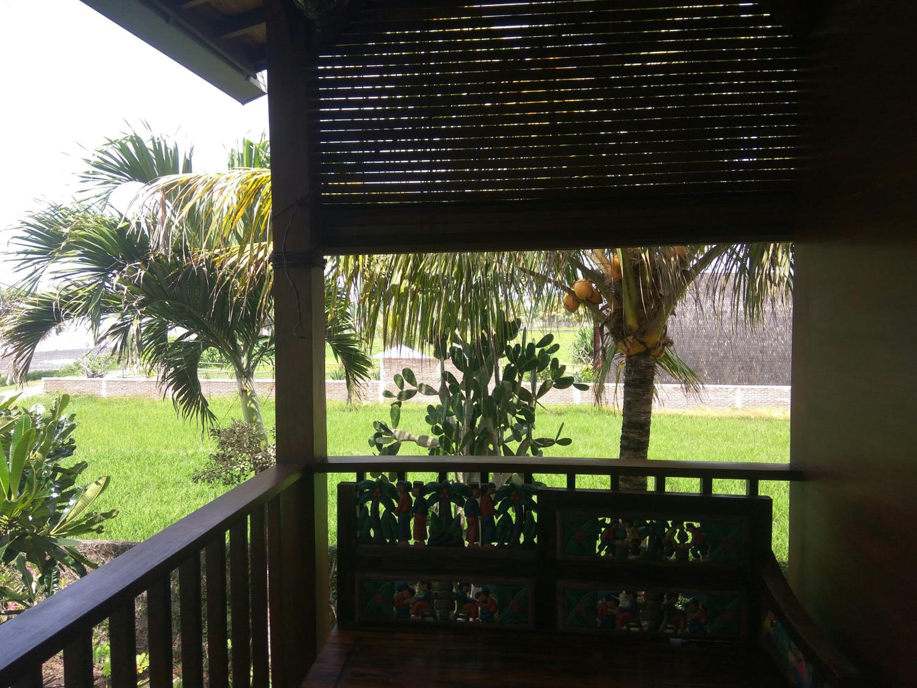 One-Bedroom House - Photo 13
