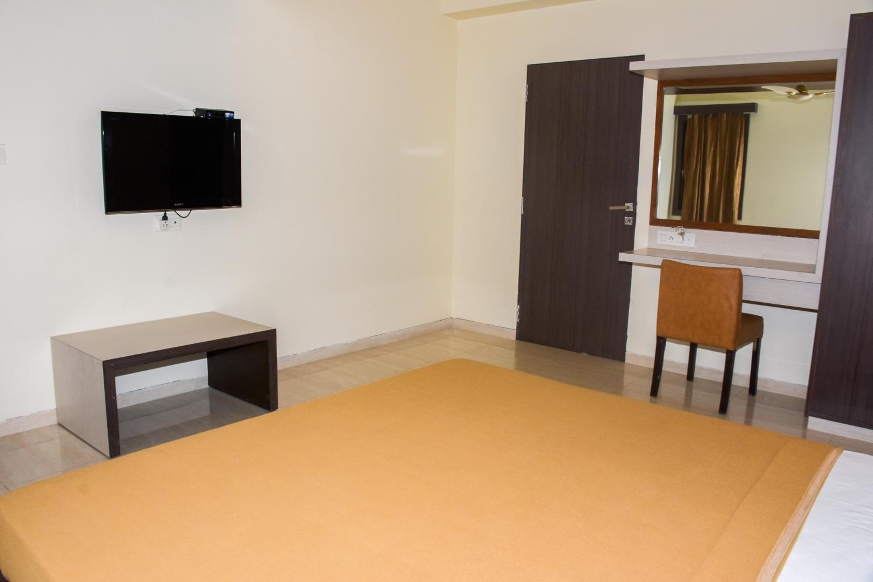 Superior King Room photo 2