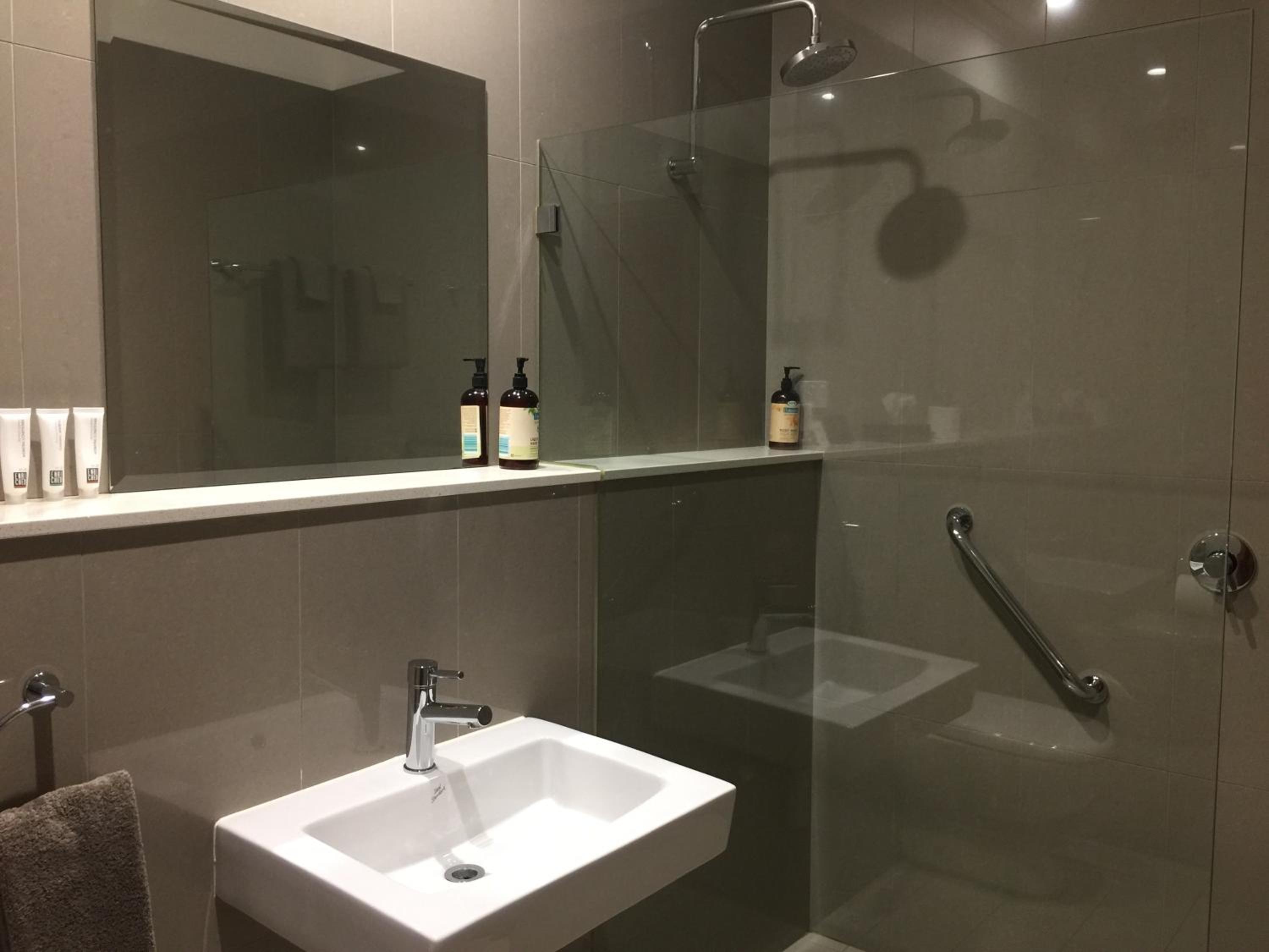 Two-Bedroom Apartment - Photo 12