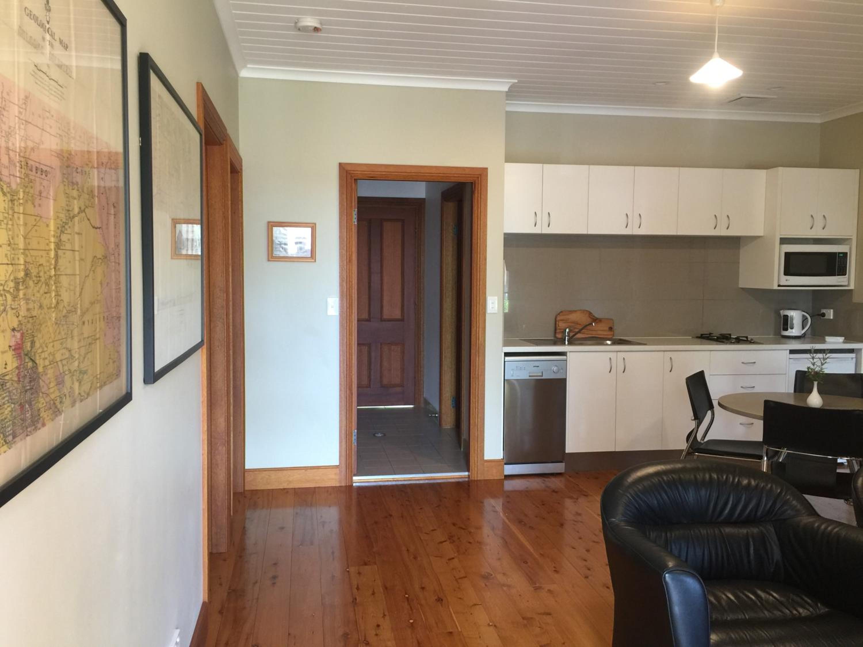 Two-Bedroom Apartment - Photo 8