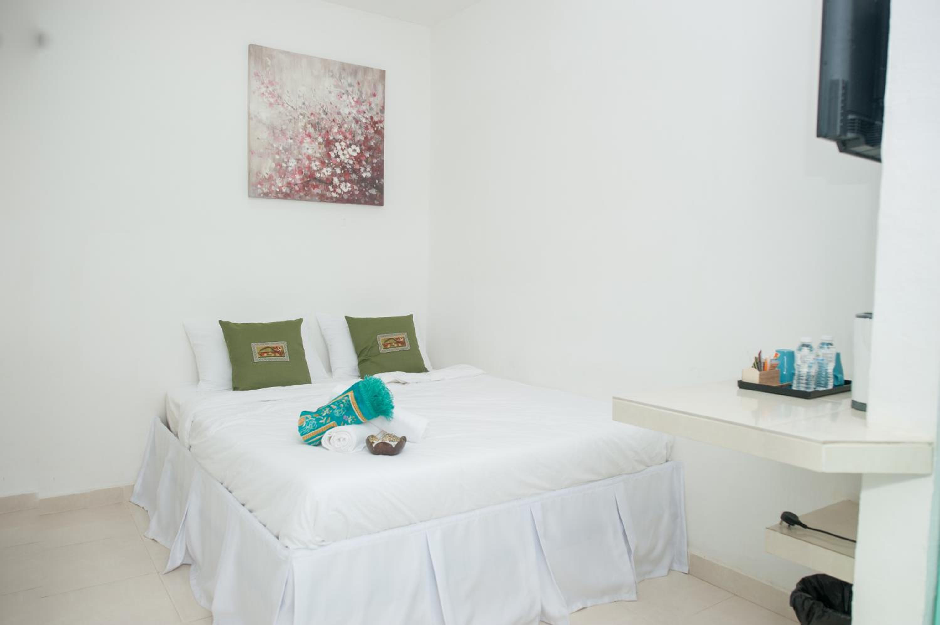 Standard Double Room - Photo 4
