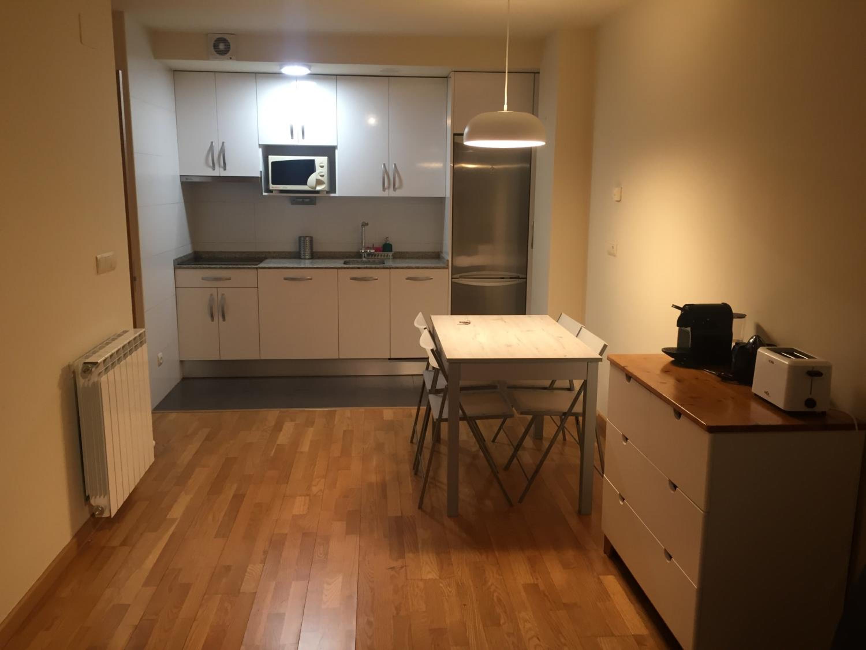 Apartment - Photo 4