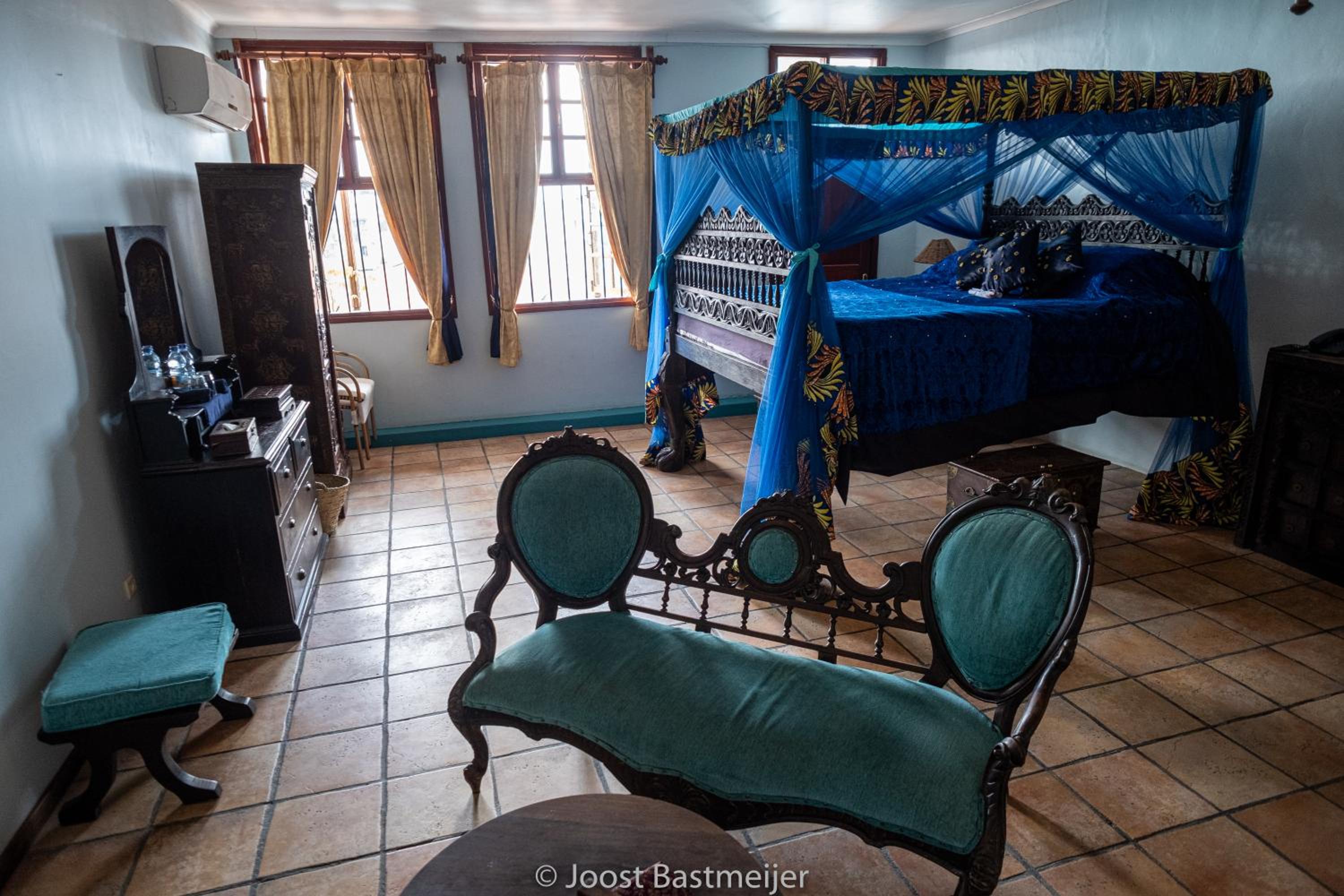 Honeymoon Suite photo 2