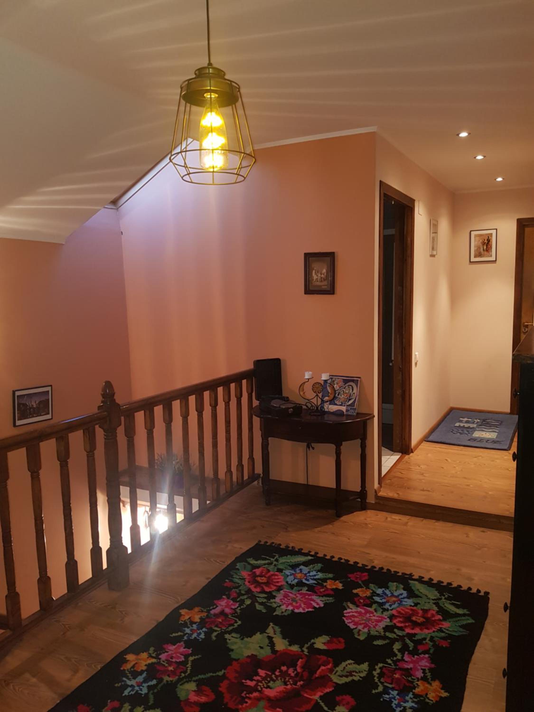 Villa - Photo 4