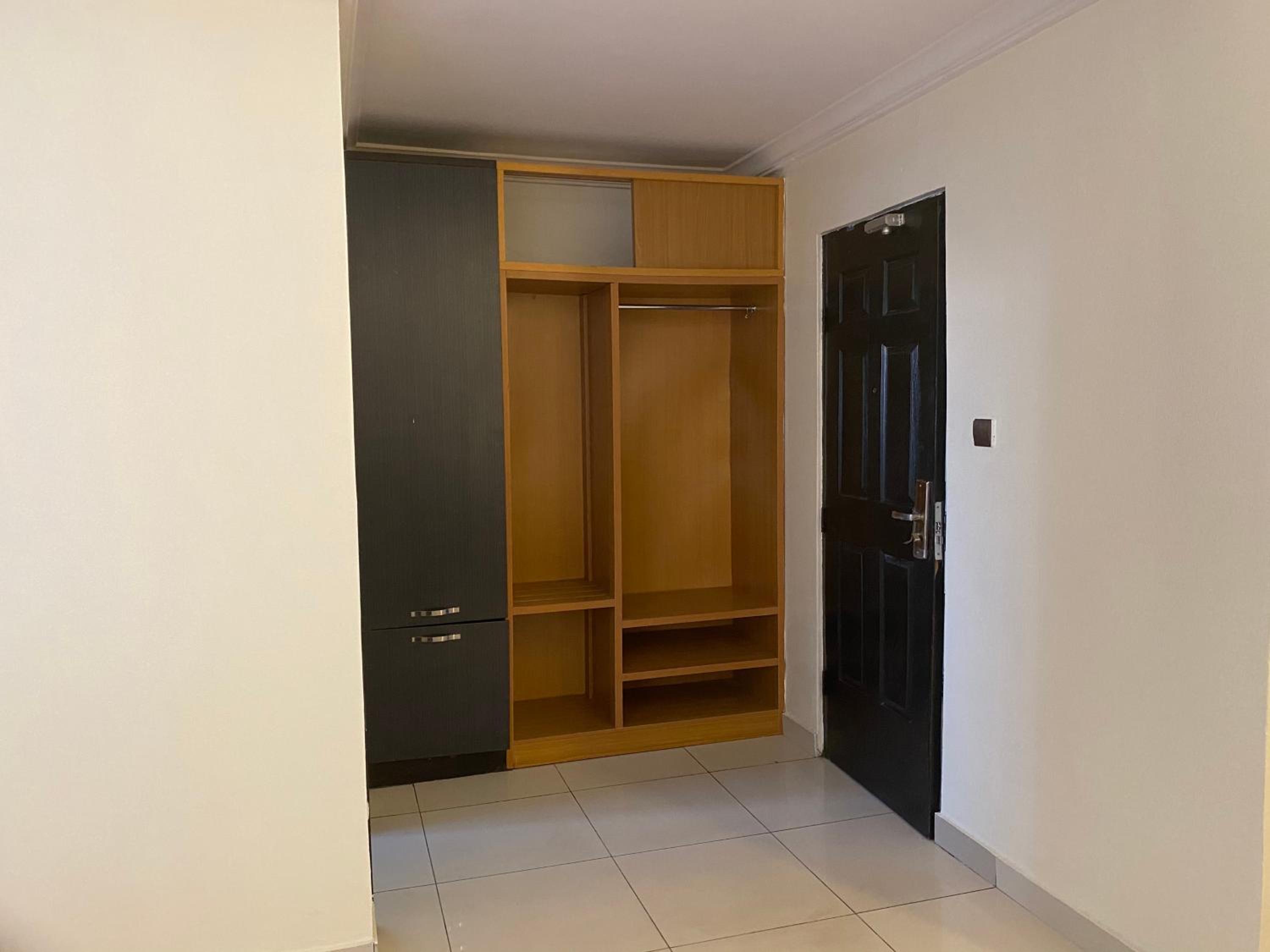 Deluxe King Room - Photo 4