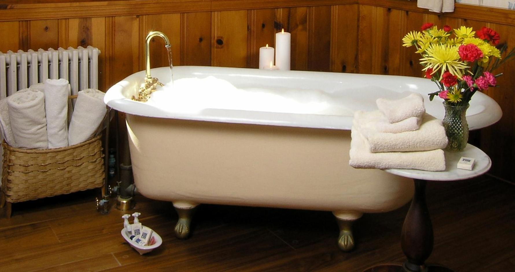 Deluxe Suite with Bay View - Photo 20