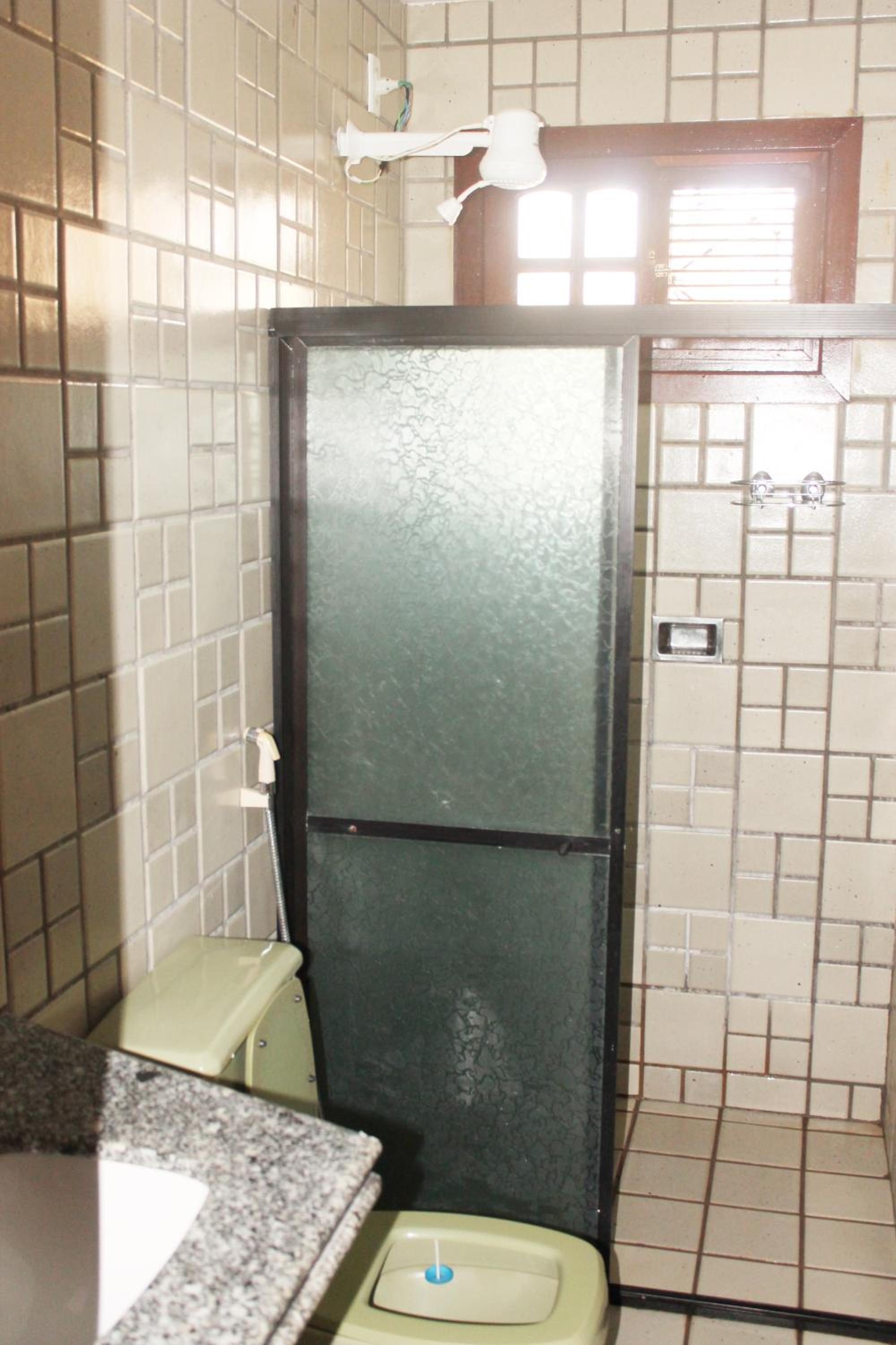 Quadruple Room with Private Bathroom