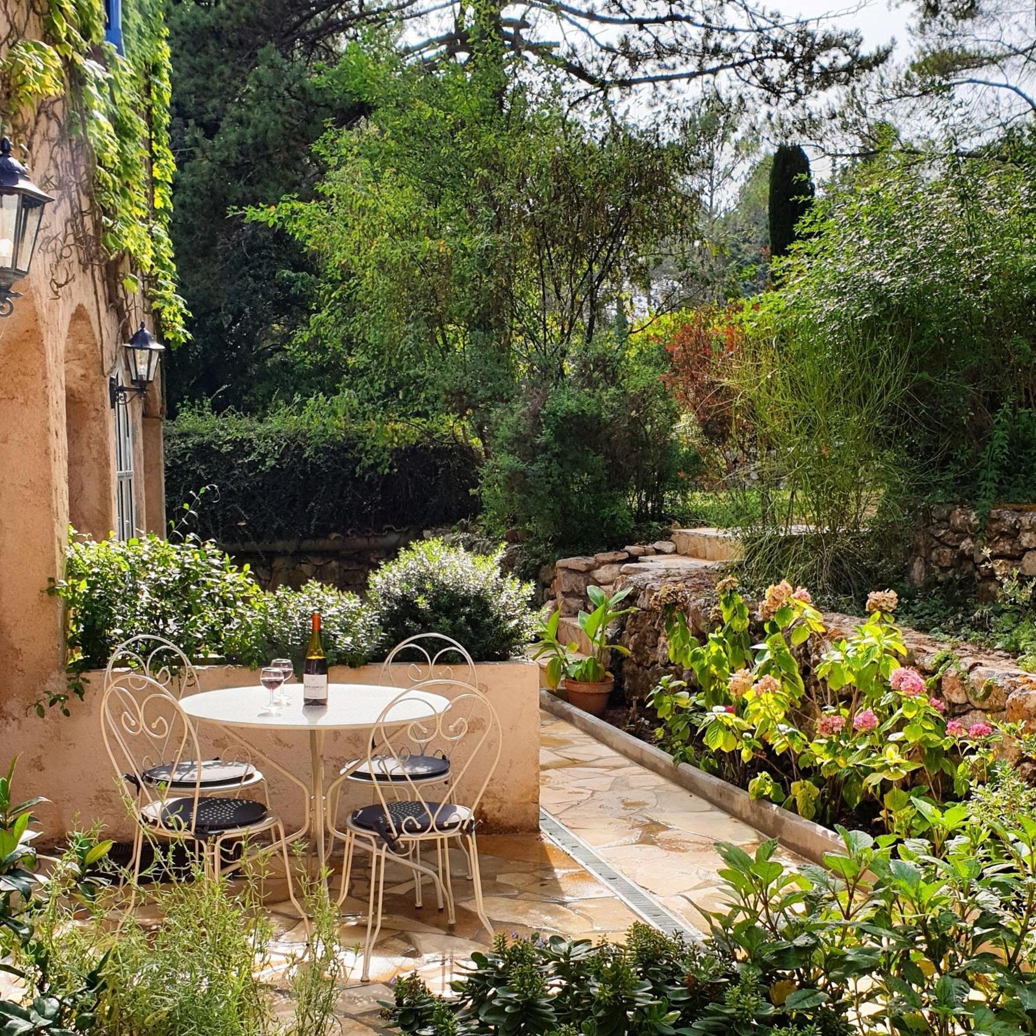 One-Bedroom Garden-Level Apartment with Patio and Panoramic Views