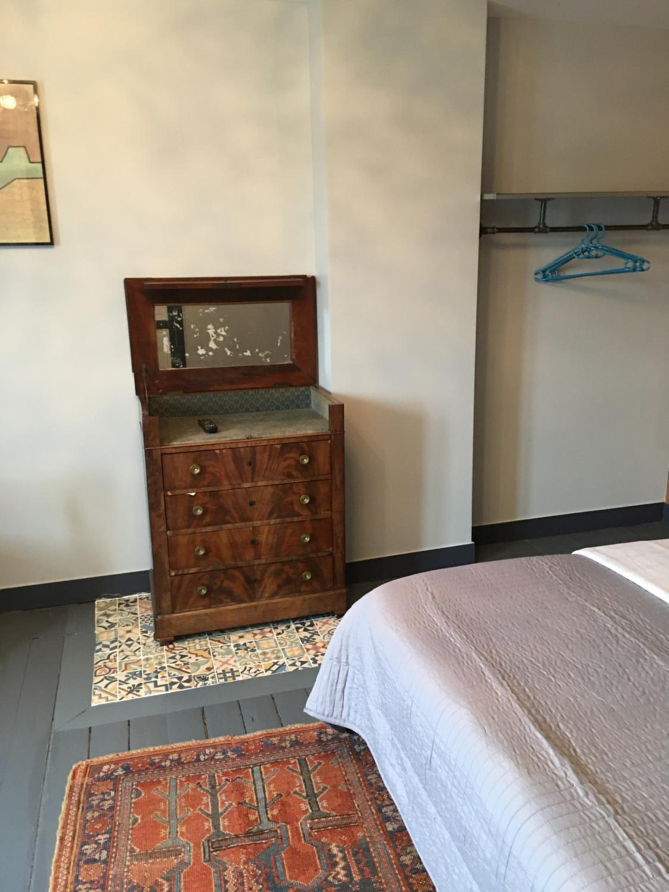 Deluxe Room (2 Adults + 1 Child) photo 2