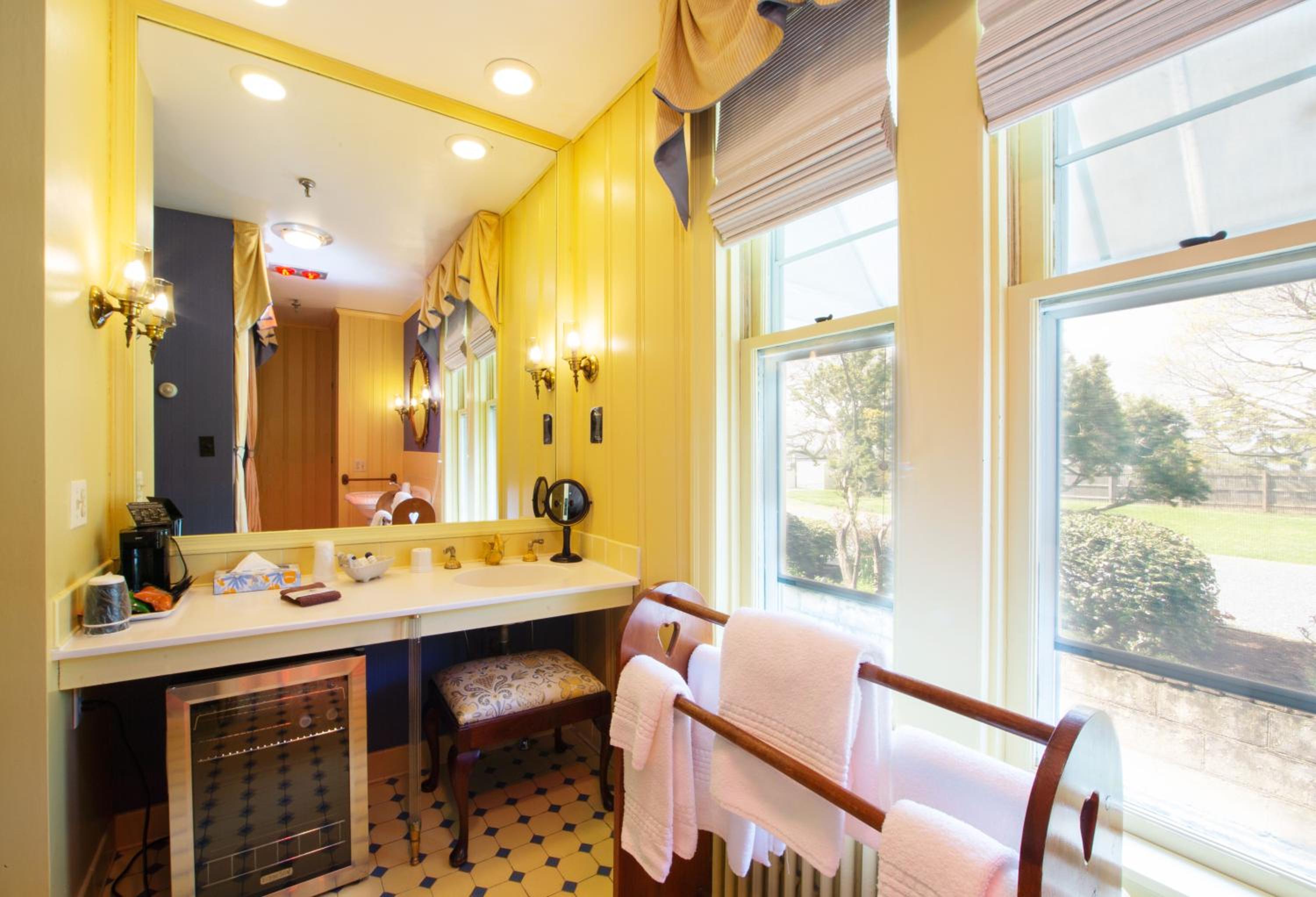 Suite with Bay View photo 3