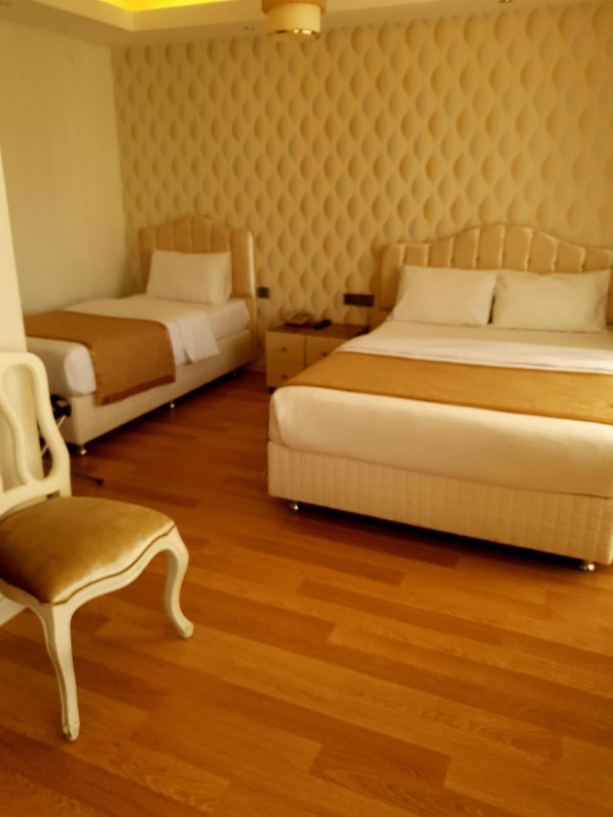 Standard Triple Room photo 3