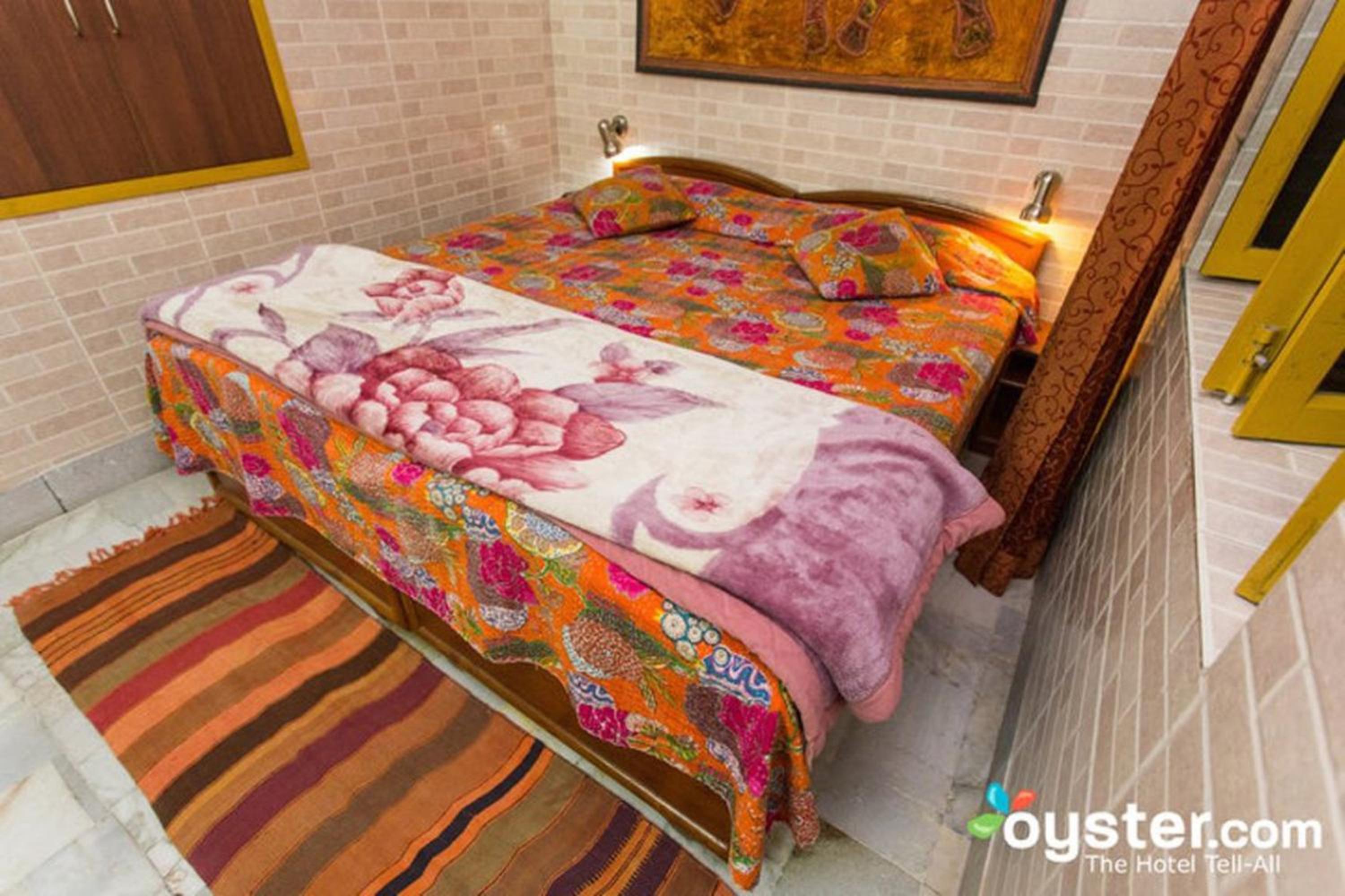 Budget Double or Twin Room - Photo 6