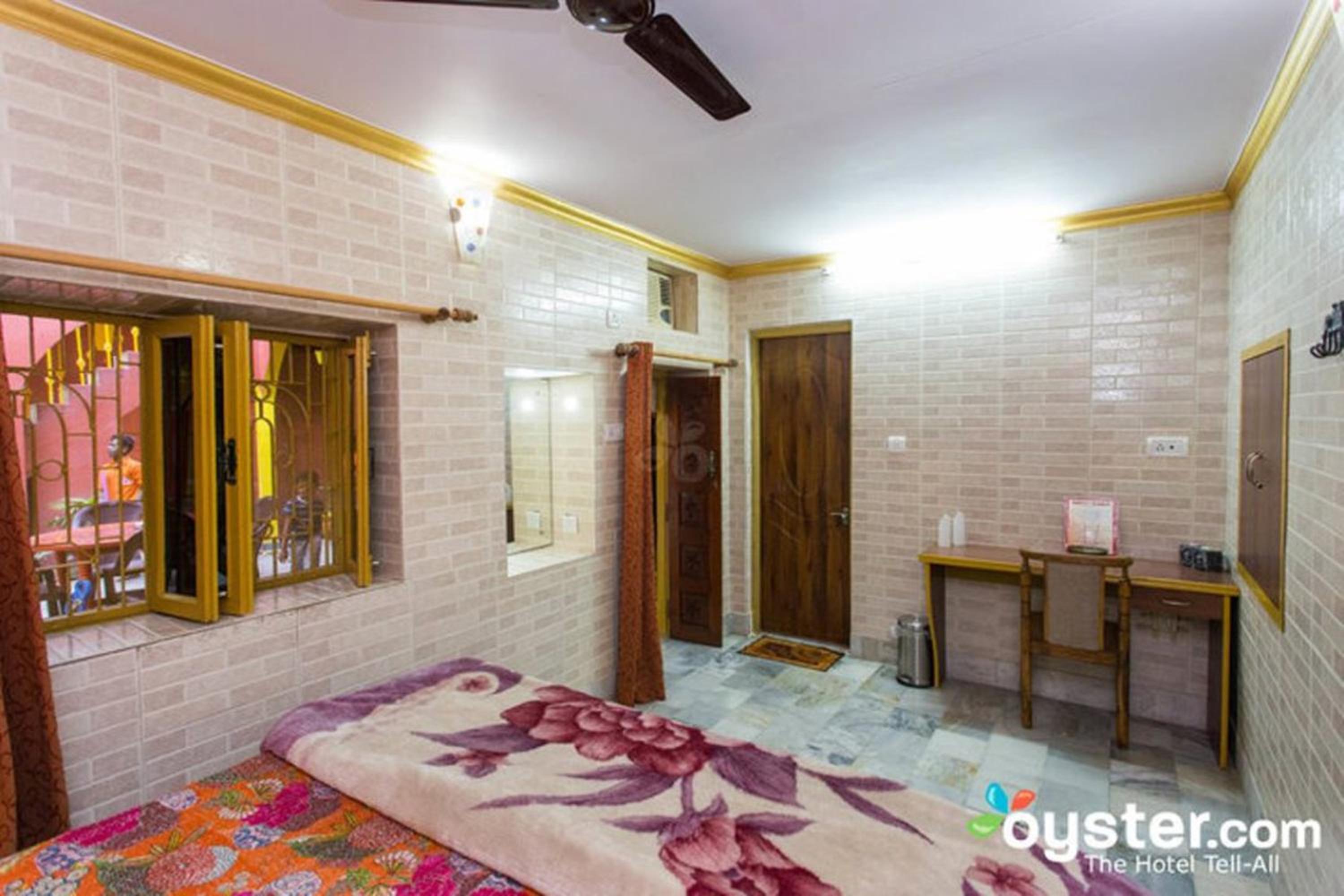 Budget Double or Twin Room - Photo 2