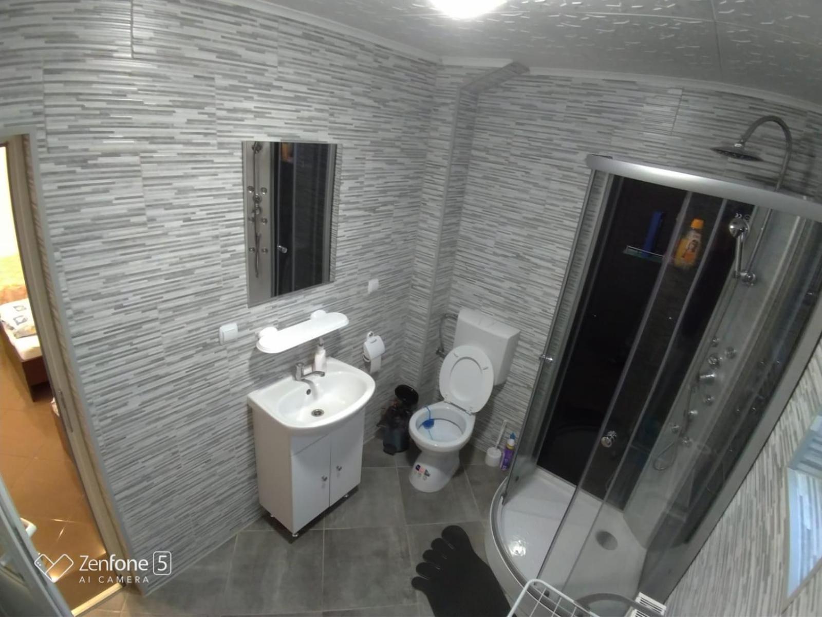 Comfort Quadruple Room - Photo 15