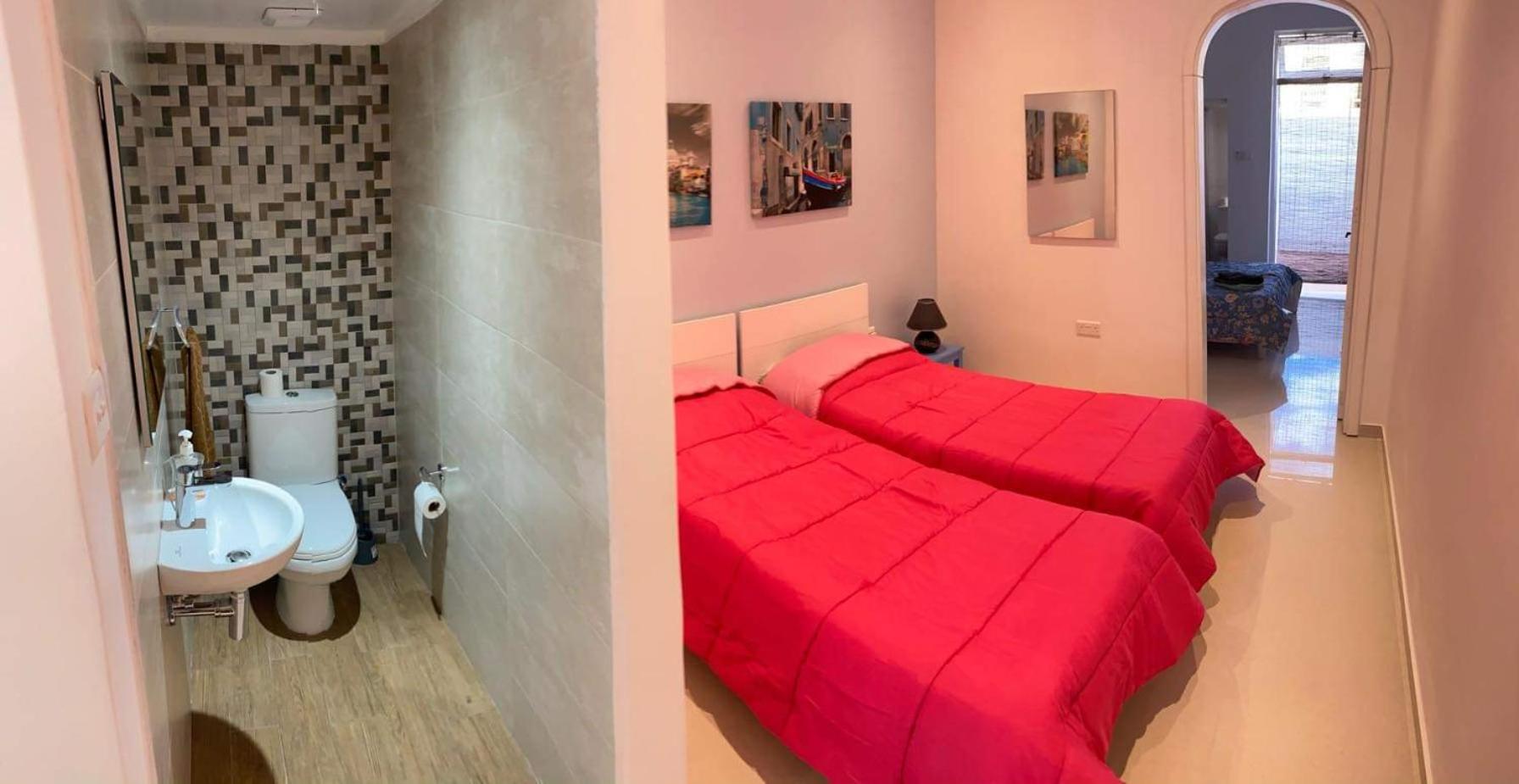 Maisonette photo 2